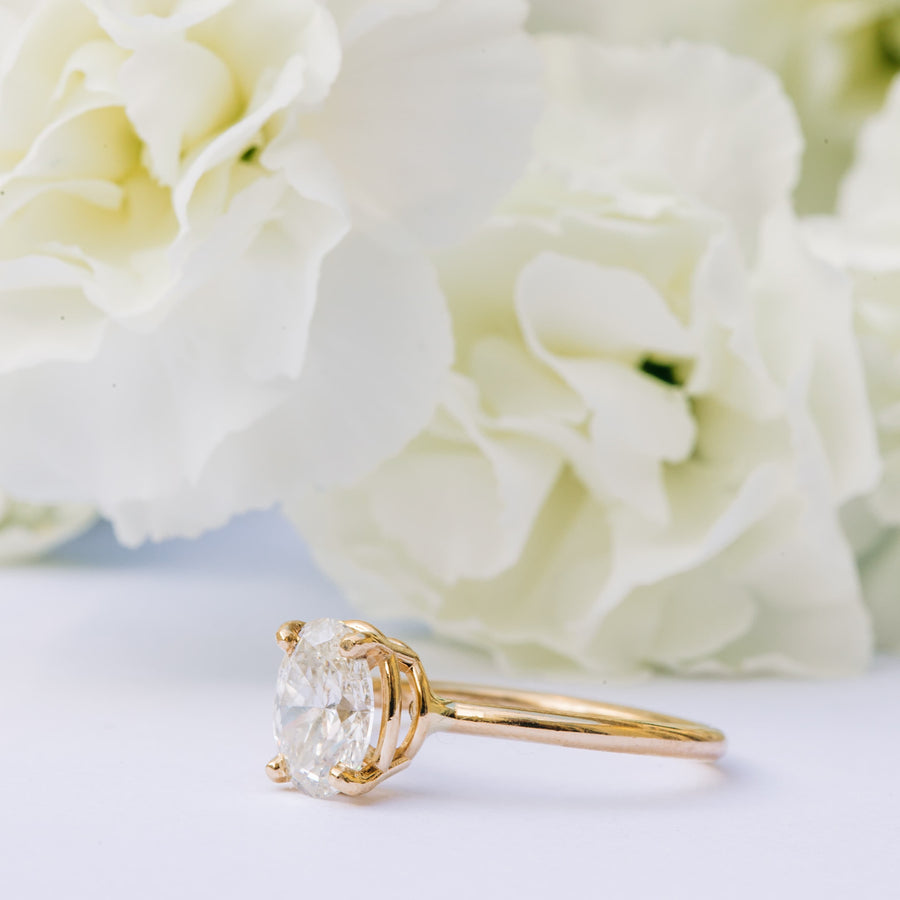 Ellie | Oval Engagement Ring Hammered Gold Band - MTD