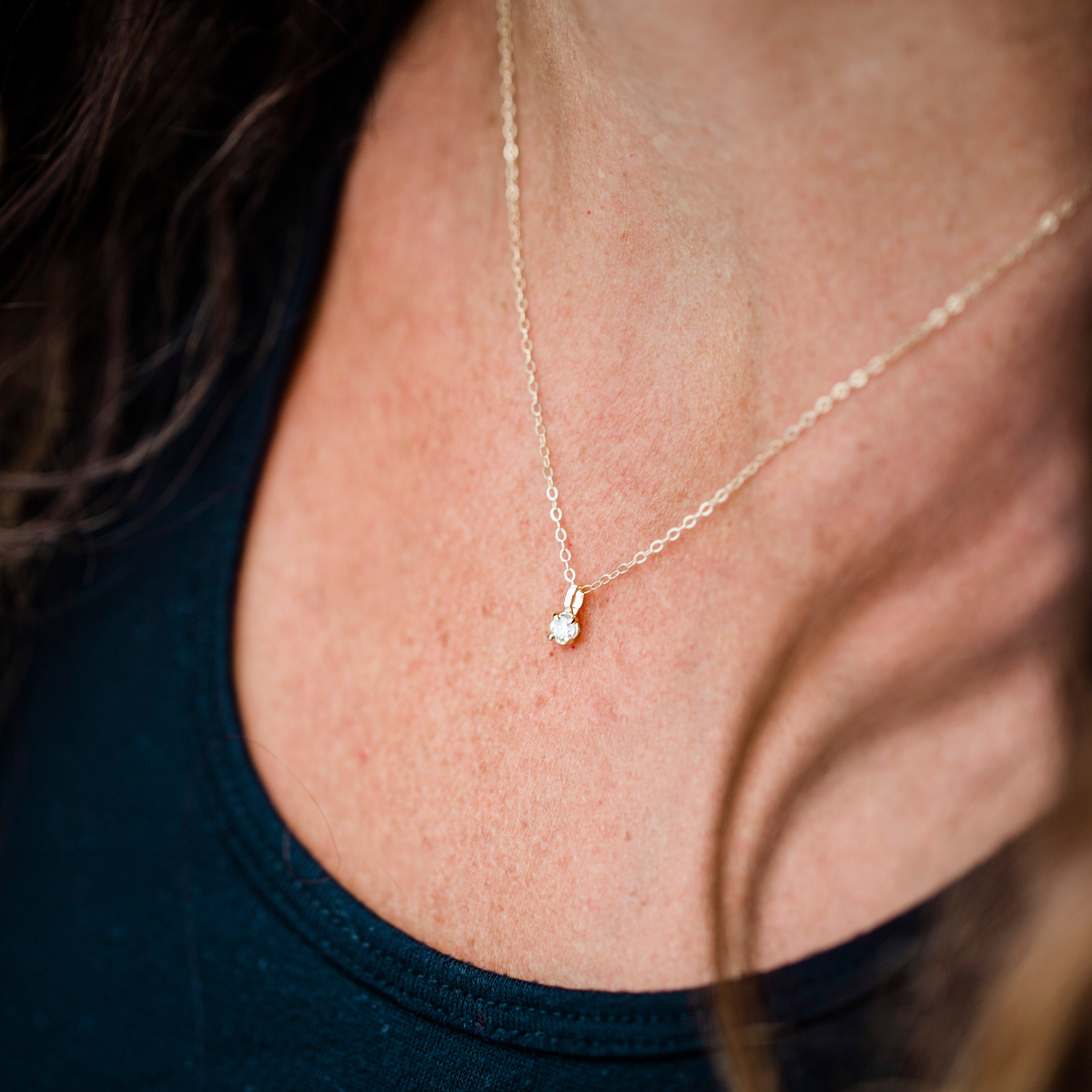 Sweet Tiny Diamond Necklace | Hammered Gold Diamond Pendant