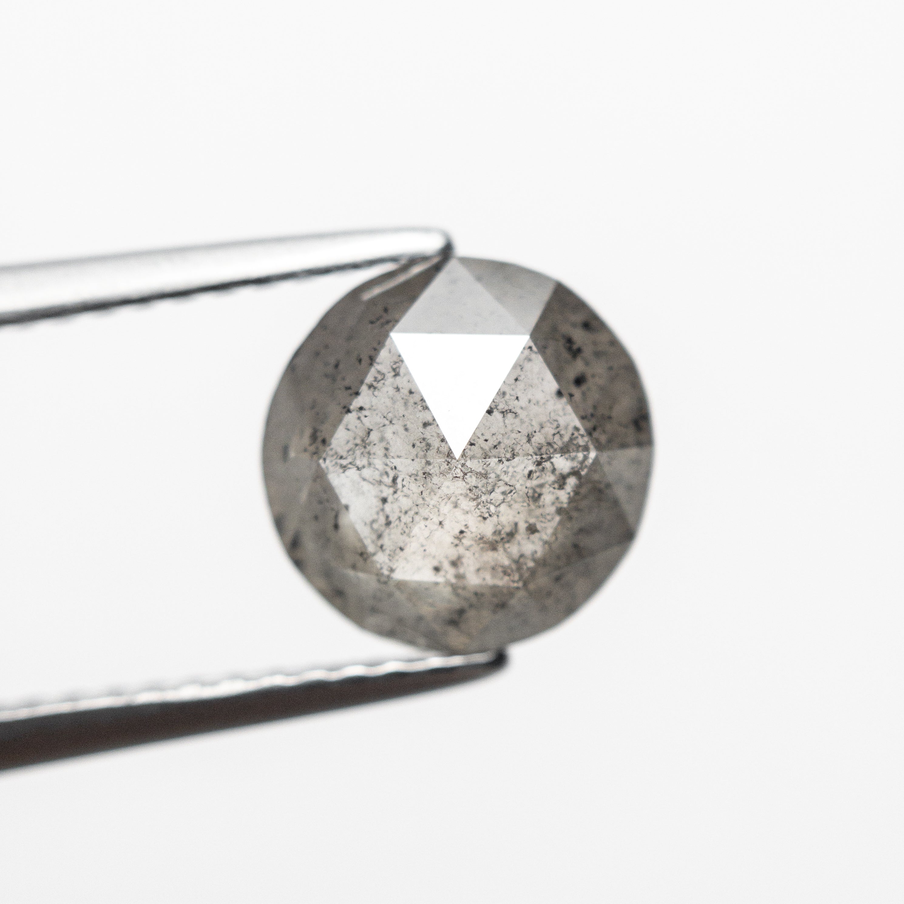 The Ultimate Guide to Raw Diamond Engagement Rings - MTD