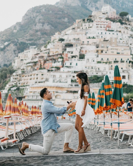 20 Stunning & Unique Engagement Rings Under $1000