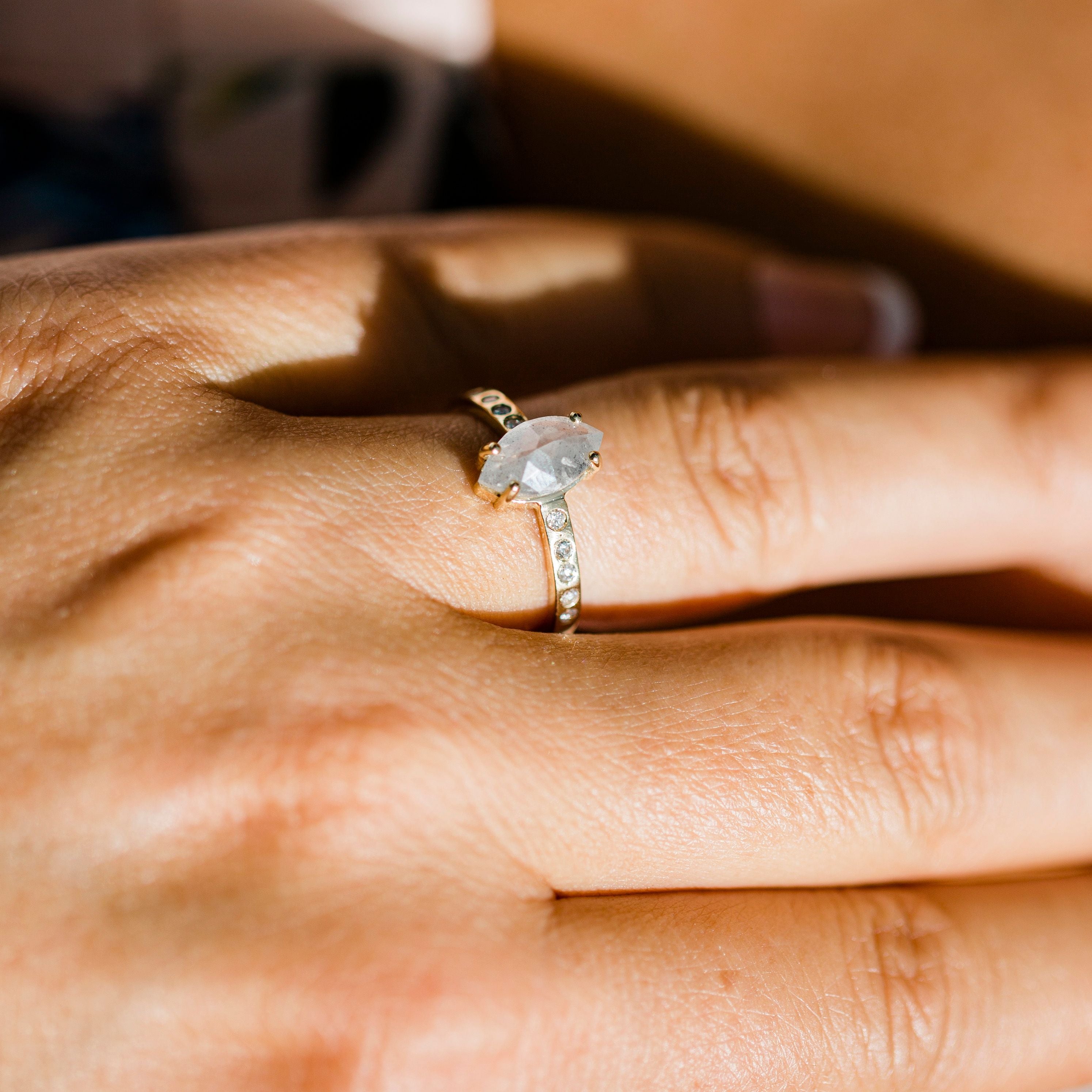Salt and Pepper Diamonds: Embrace Imperfection with Unique Engagement Ring - MTD