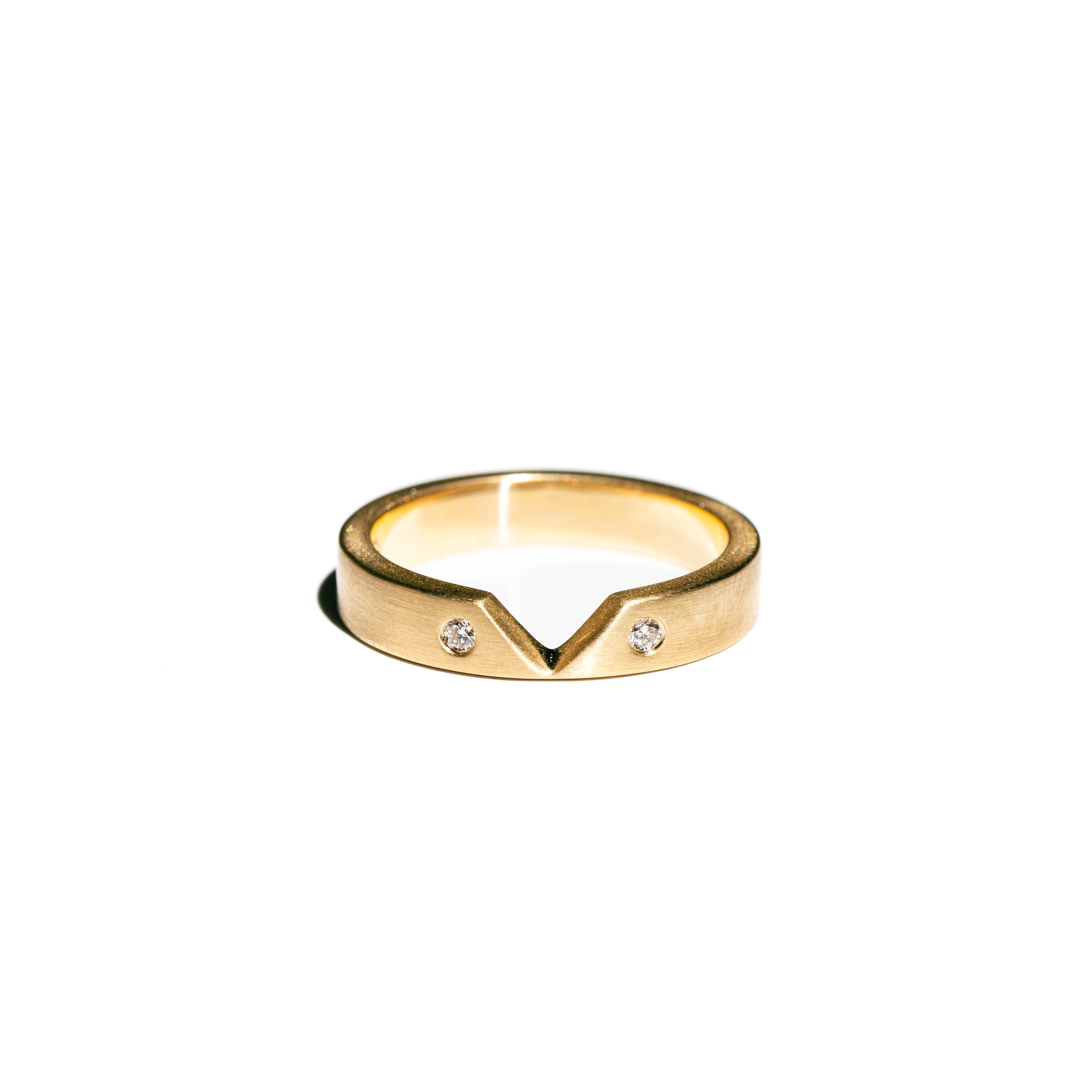 How to Choose a Ladies Gold Wedding Band Finish for a Ring Stack - MTD