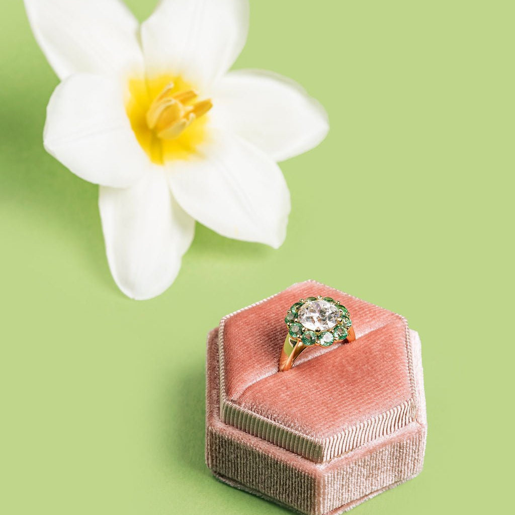 Why Galaxy Diamond Engagement Rings Appeal to Free Spirits - MTD