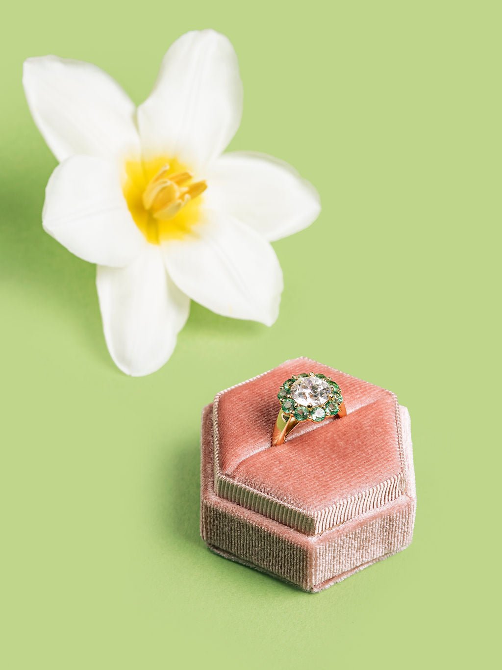 Why Galaxy Diamond Engagement Rings Appeal to Free Spirits - MTD