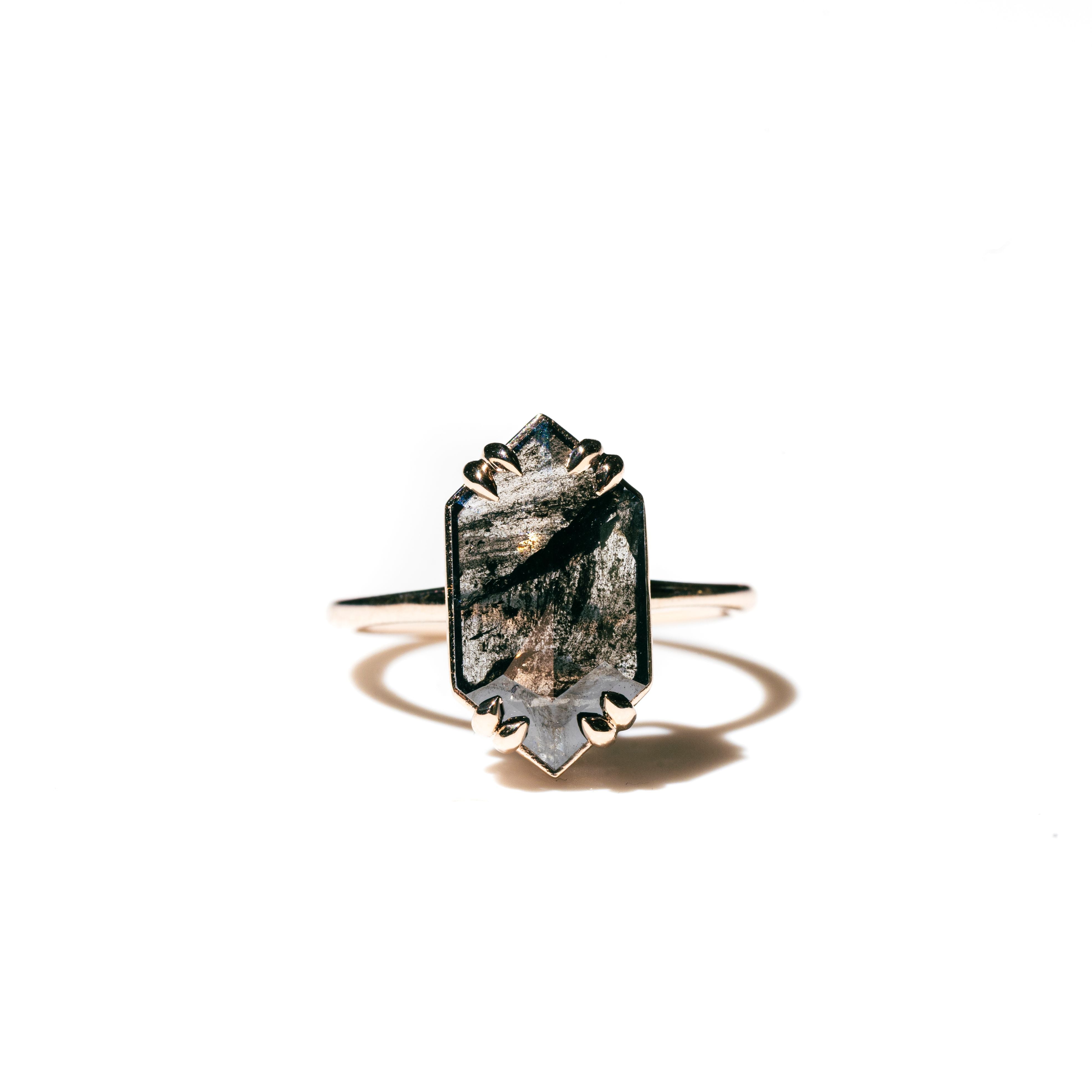 Tips for Choosing a Salt and Pepper Diamond Engagement Ring - MTD