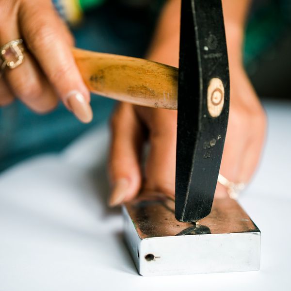 How Traditional Goldsmithing Makes Your Engagement Ring One-of-a-Kind - MTD