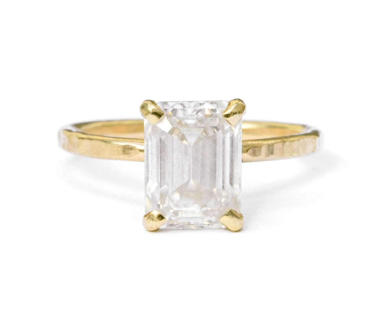 The Fascination with Emerald Cut Moissanite Engagement Rings - MTD