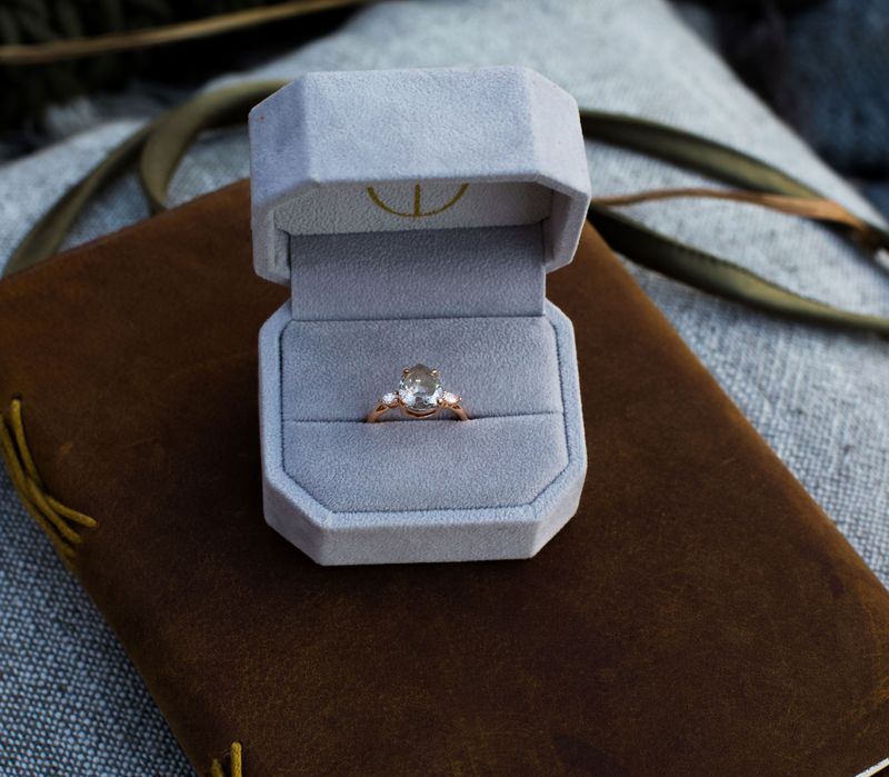 Seasonal Trends in Engagement Ring Styles for Spring Weddings - MTD
