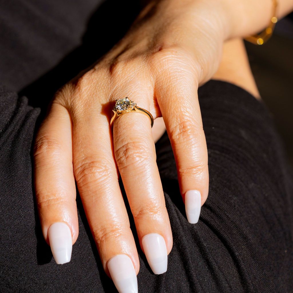 Why More Couples Are Buying a Custom Engagement Ring Online - MTD