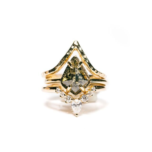 Traditional vs. Modern Ring Designs: Which Should You Choose? - MTD