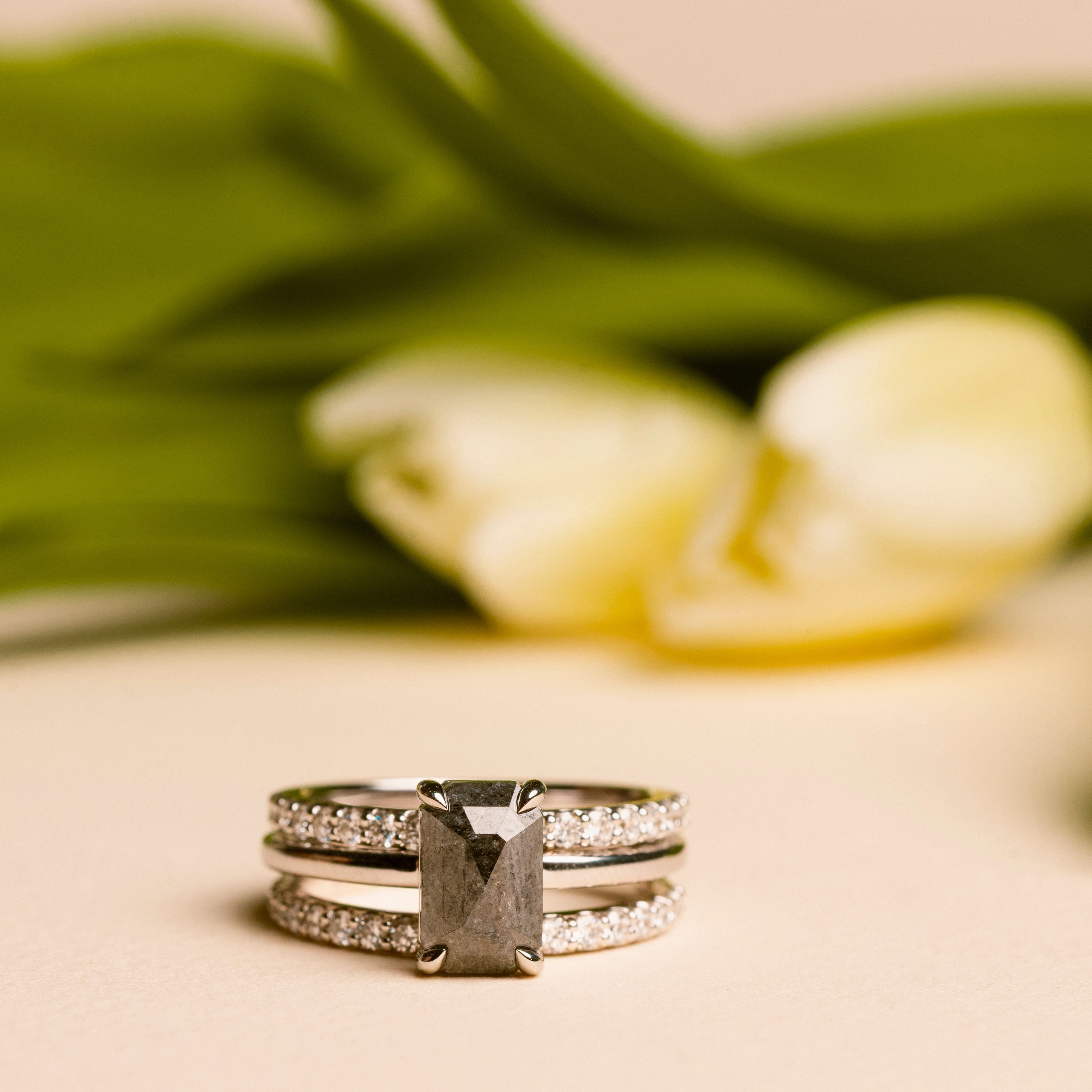 How to Choose the Perfect Wedding Band for Your Engagement Ring - MTD