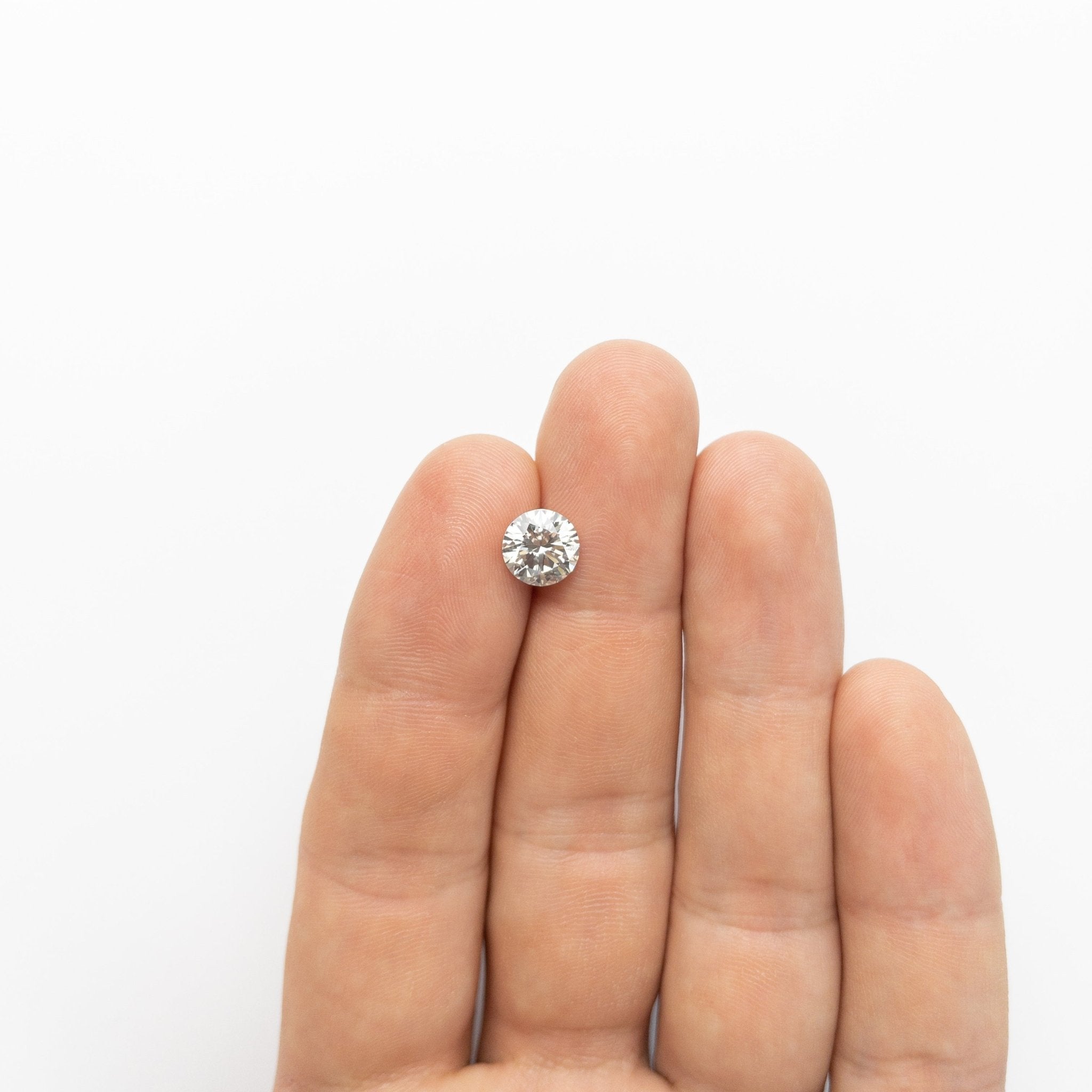 2.01ct 8.07x8.01x5.03mm GIA SI1 Fancy Light Grey Round Brilliant 18868-01 - MTD