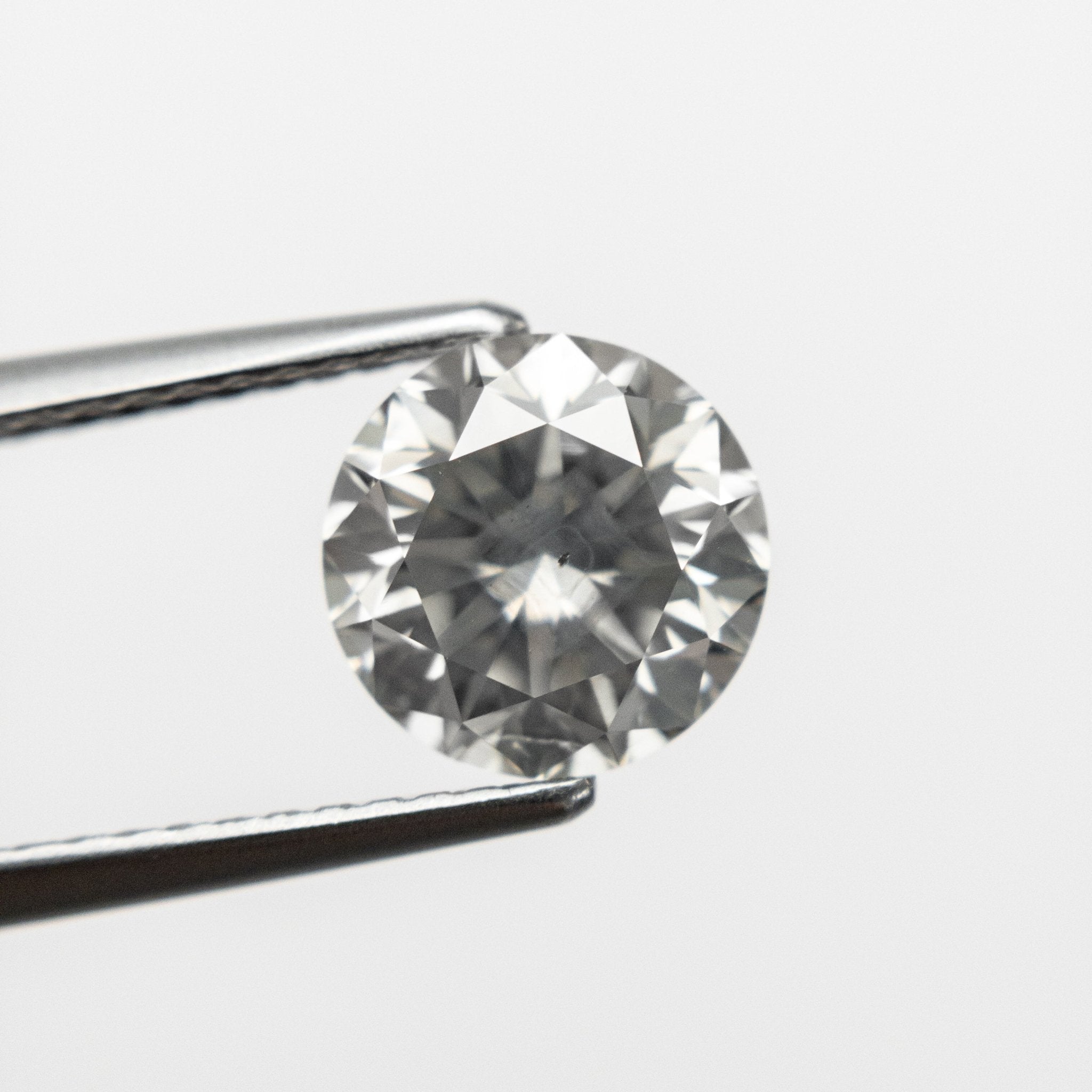2.05ct 7.57x7.63x5.27mm GIA Fancy Light Grey Round Brilliant 18988 - 01 - MTD