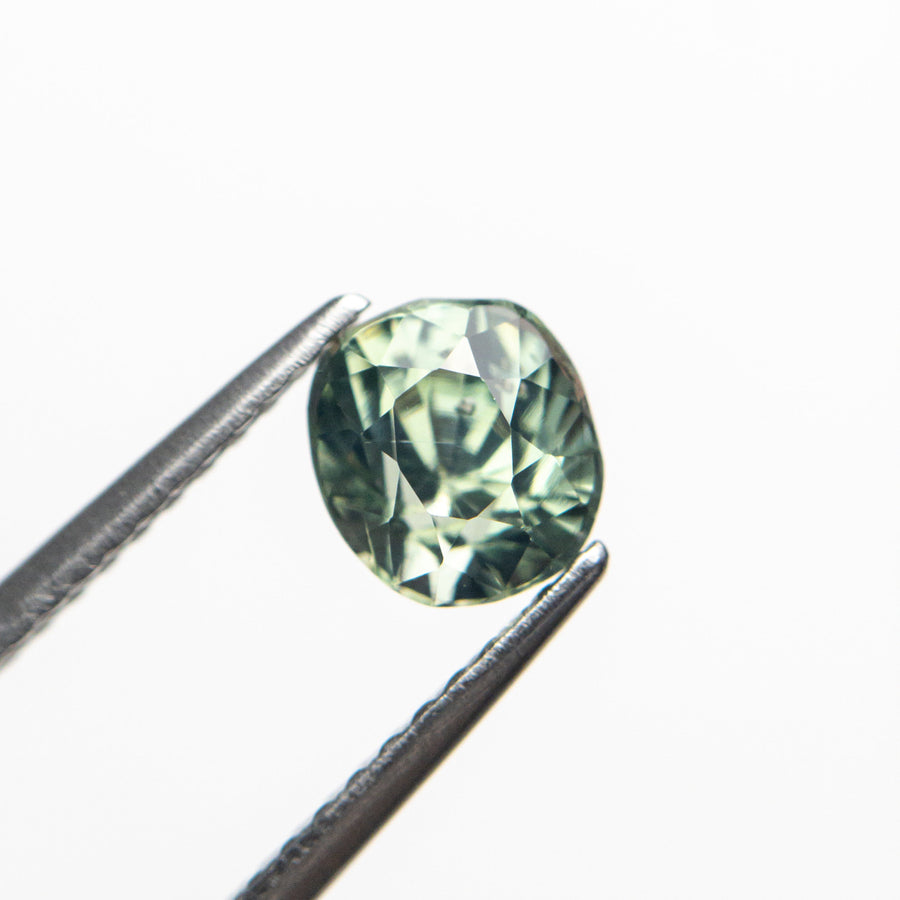 1.06ct 5.72x5.23x4.48mm Oval Brilliant Sapphire 19115-38 - MTD
