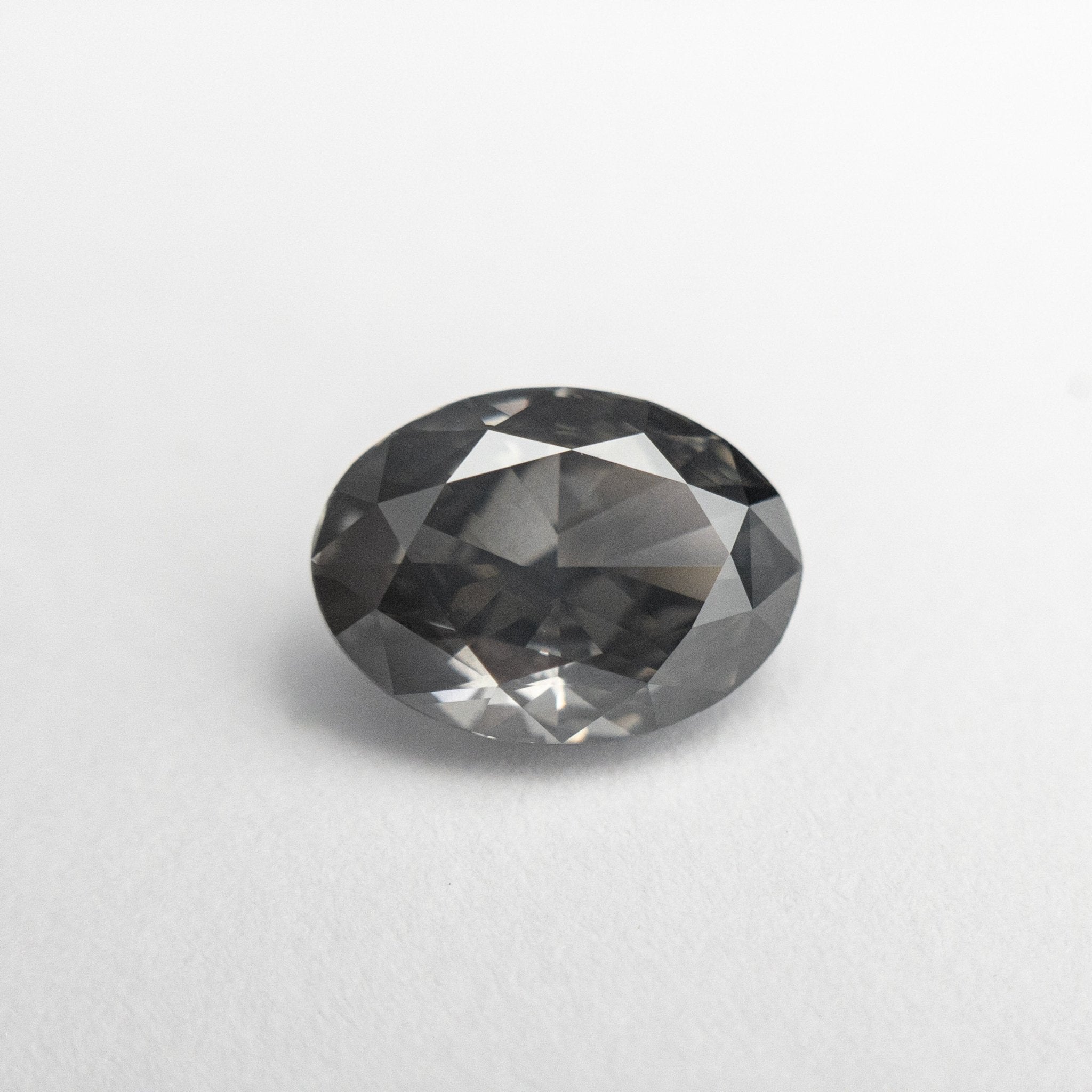 1.55ct 8.56x6.22x3.78mm GIA I1 Fancy Grey Oval Brilliant 19266 - 01 - MTD