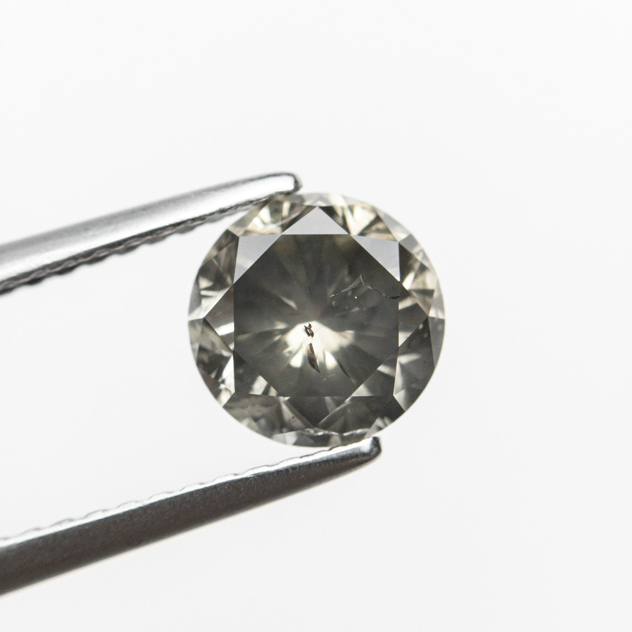 1.32ct 6.77x6.76x4.35mm I1 Fancy Grey Round Brilliant 19755 - 09 - MTD