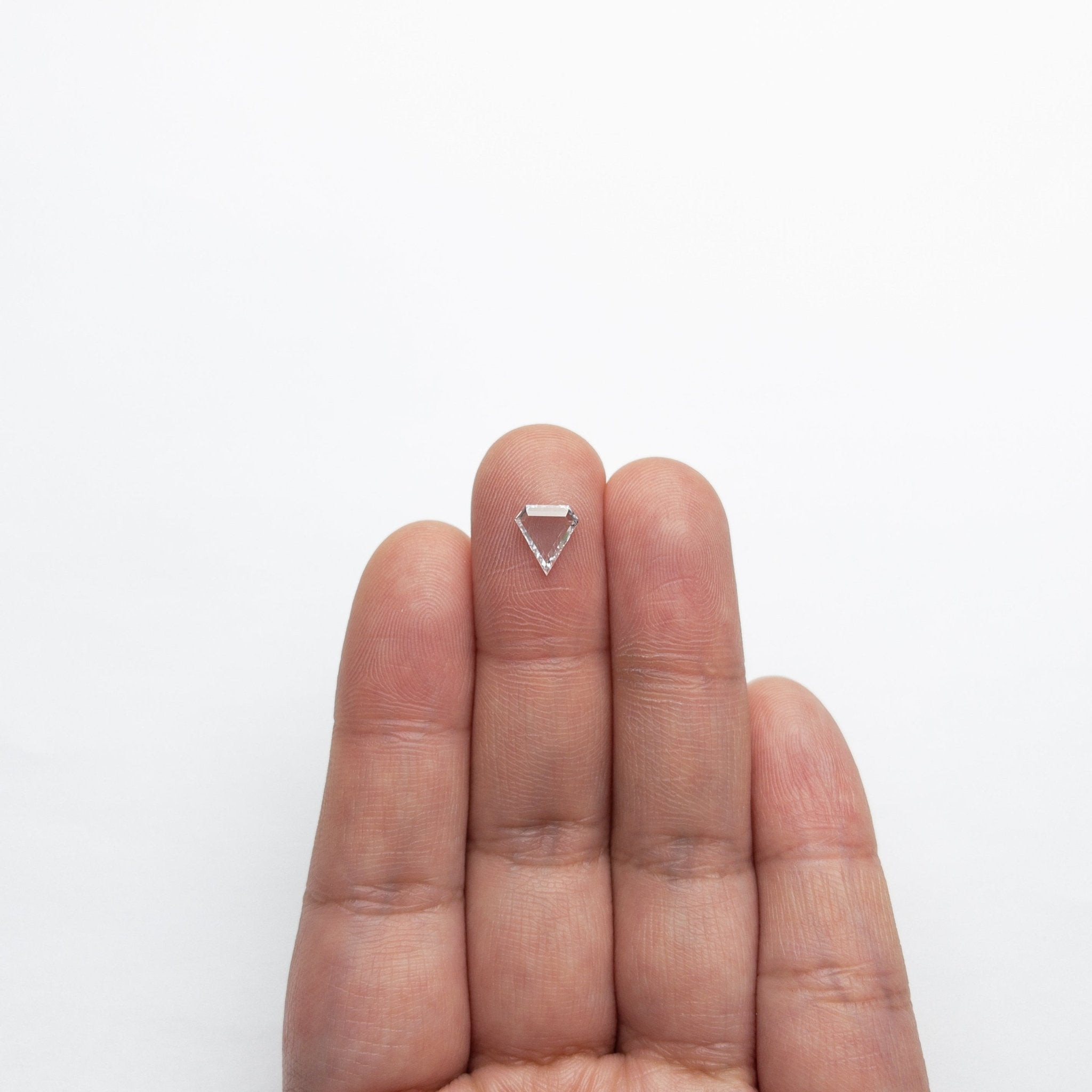 0.72ct 7.65x6.92x1.75mm VS2 D Shield Portrait Cut 19854 - 28 - MTD