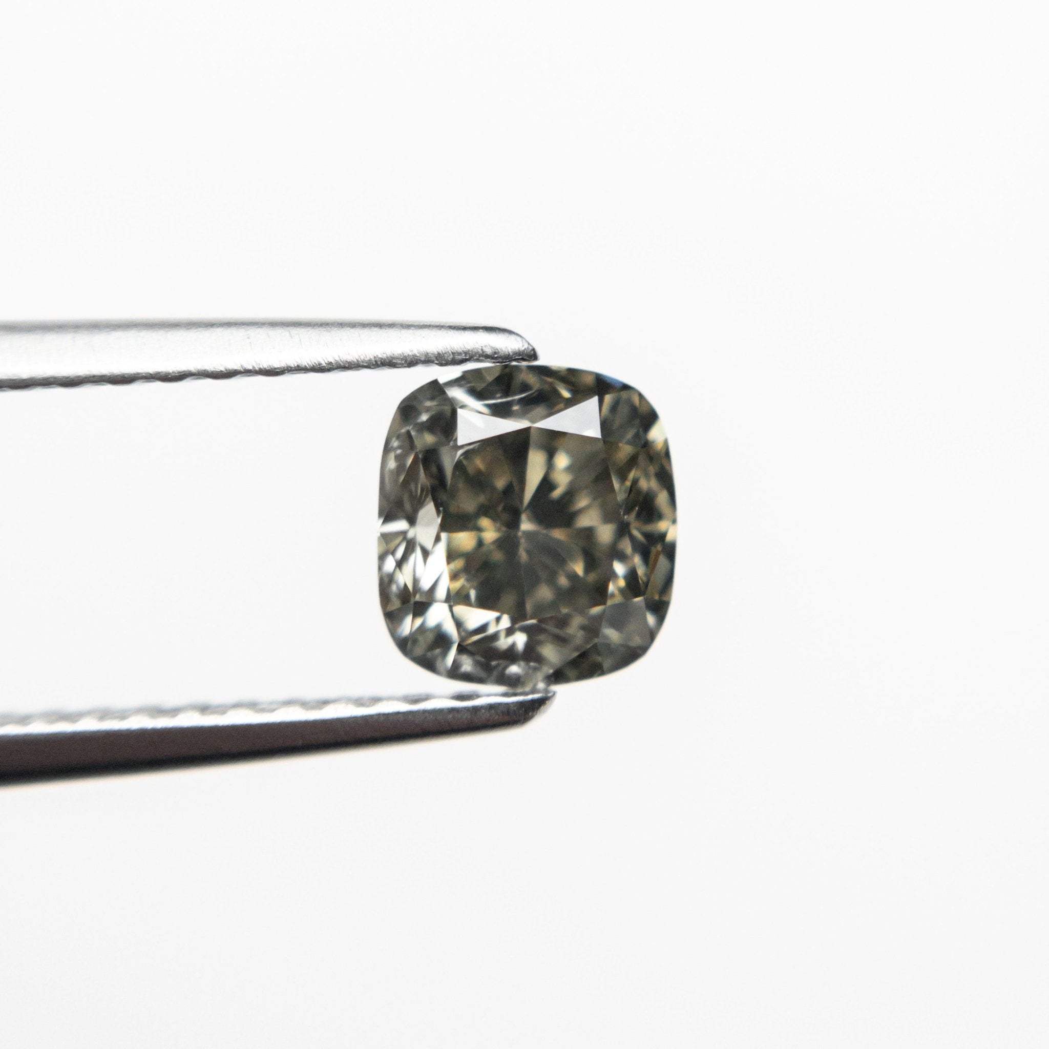 1.01ct 5.22x5.59x3.90mm Fancy Grey Cushion Brilliant 19913 - 02 - MTD