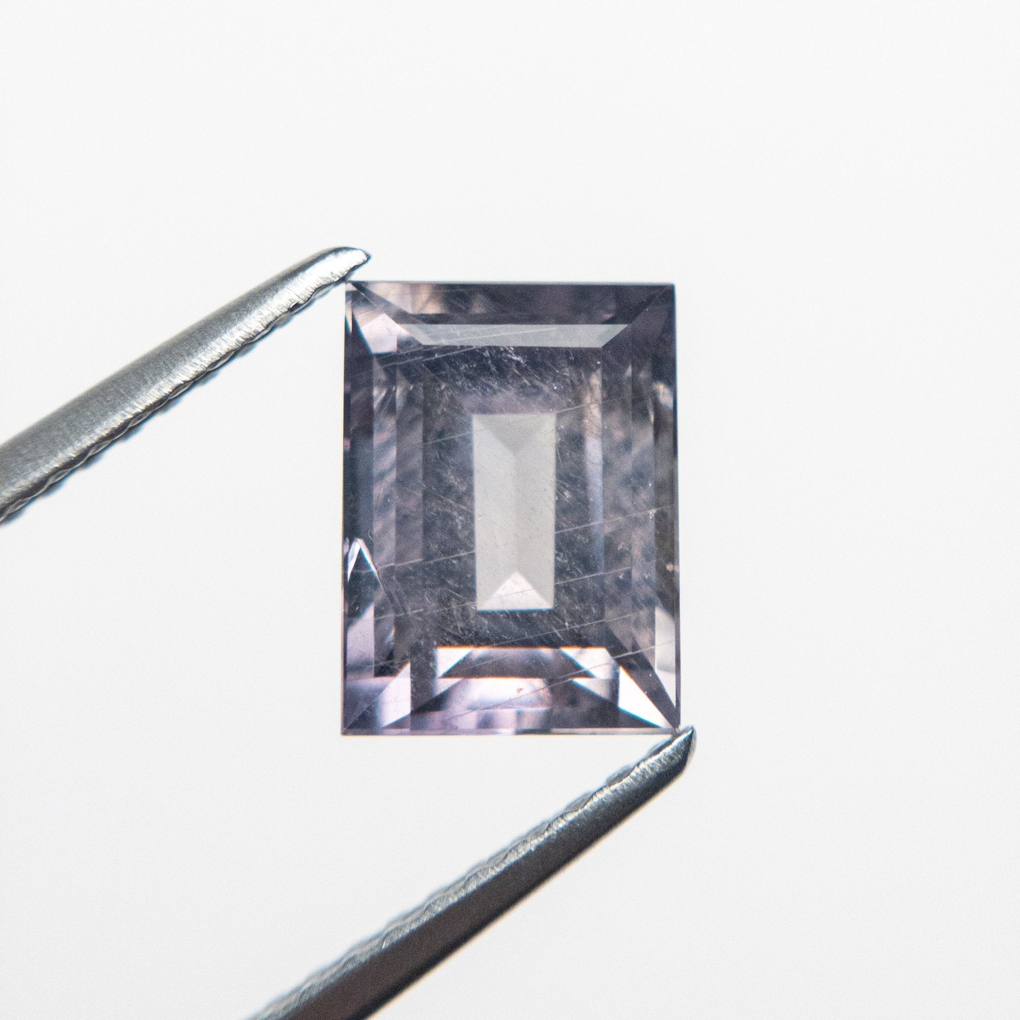 2.19ct 8.12x6.00x4.09mm Rectangle Step Cut Sapphire 20058 - 01 - MTD