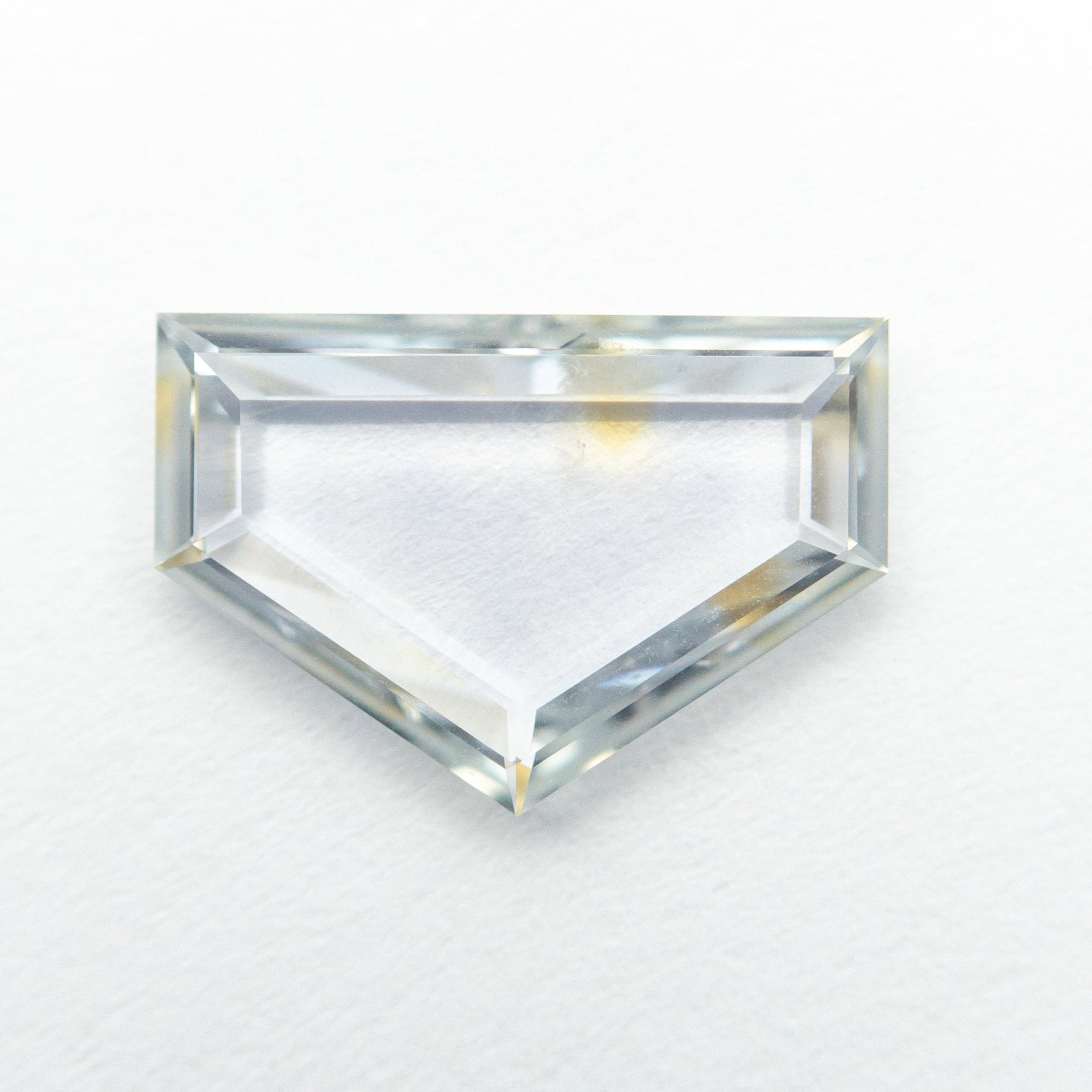 1.62ct 10.67x7.27x1.95mm Shield Portrait Cut Sapphire 20885 - 01 - MTD
