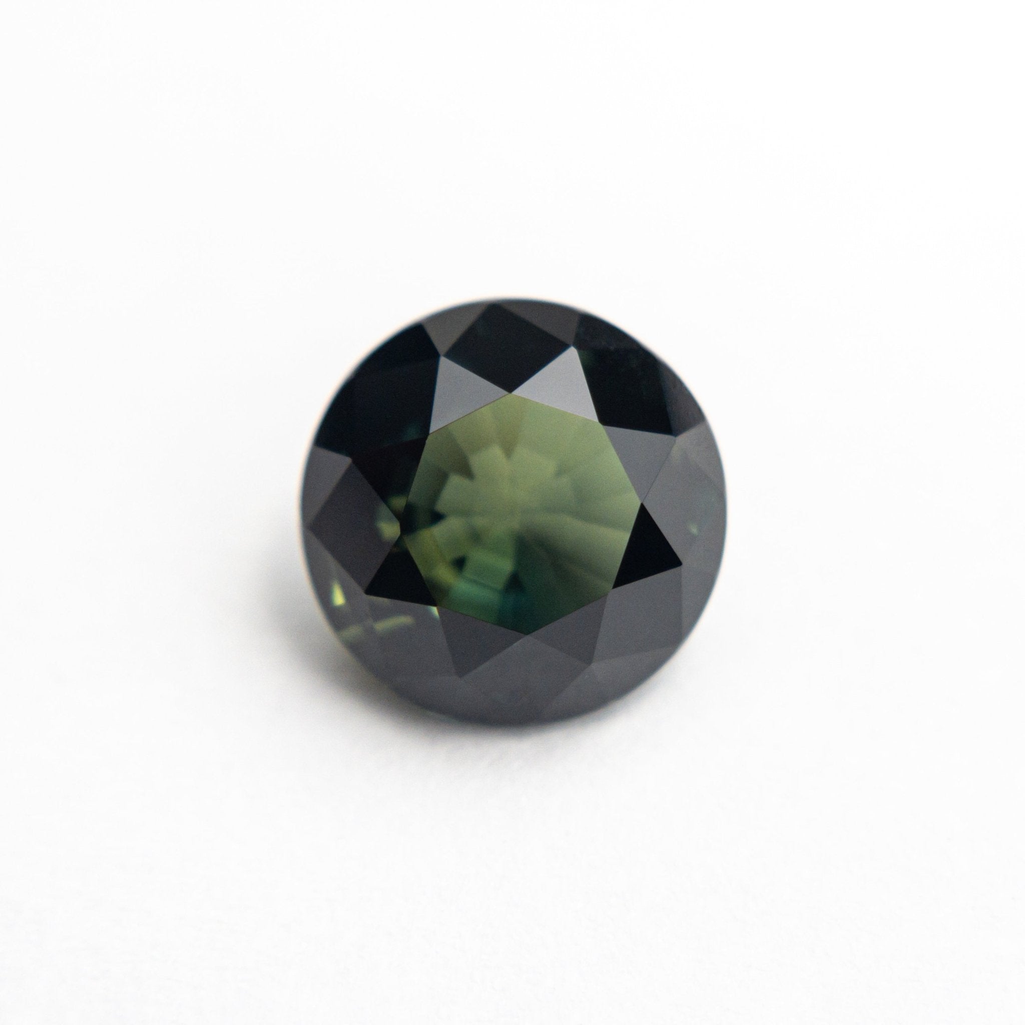 2.46ct 7.93x7.87x4.89mm Round Brilliant Sapphire 20960 - 01 - MTD