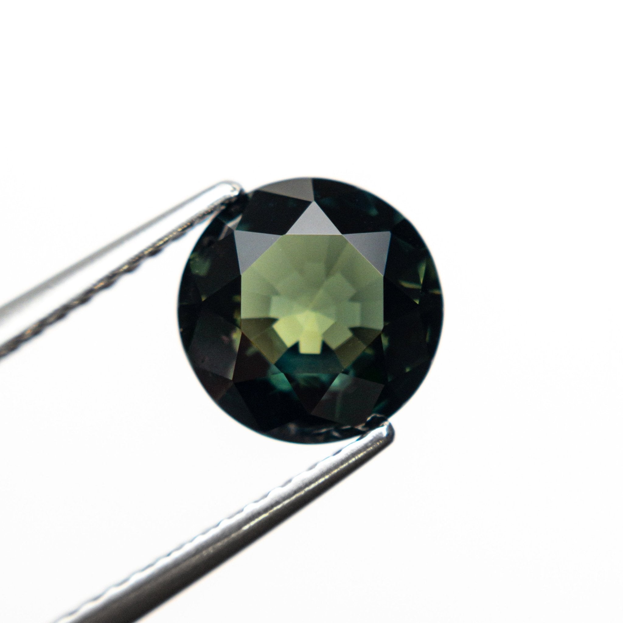 2.46ct 7.93x7.87x4.89mm Round Brilliant Sapphire 20960 - 01 - MTD