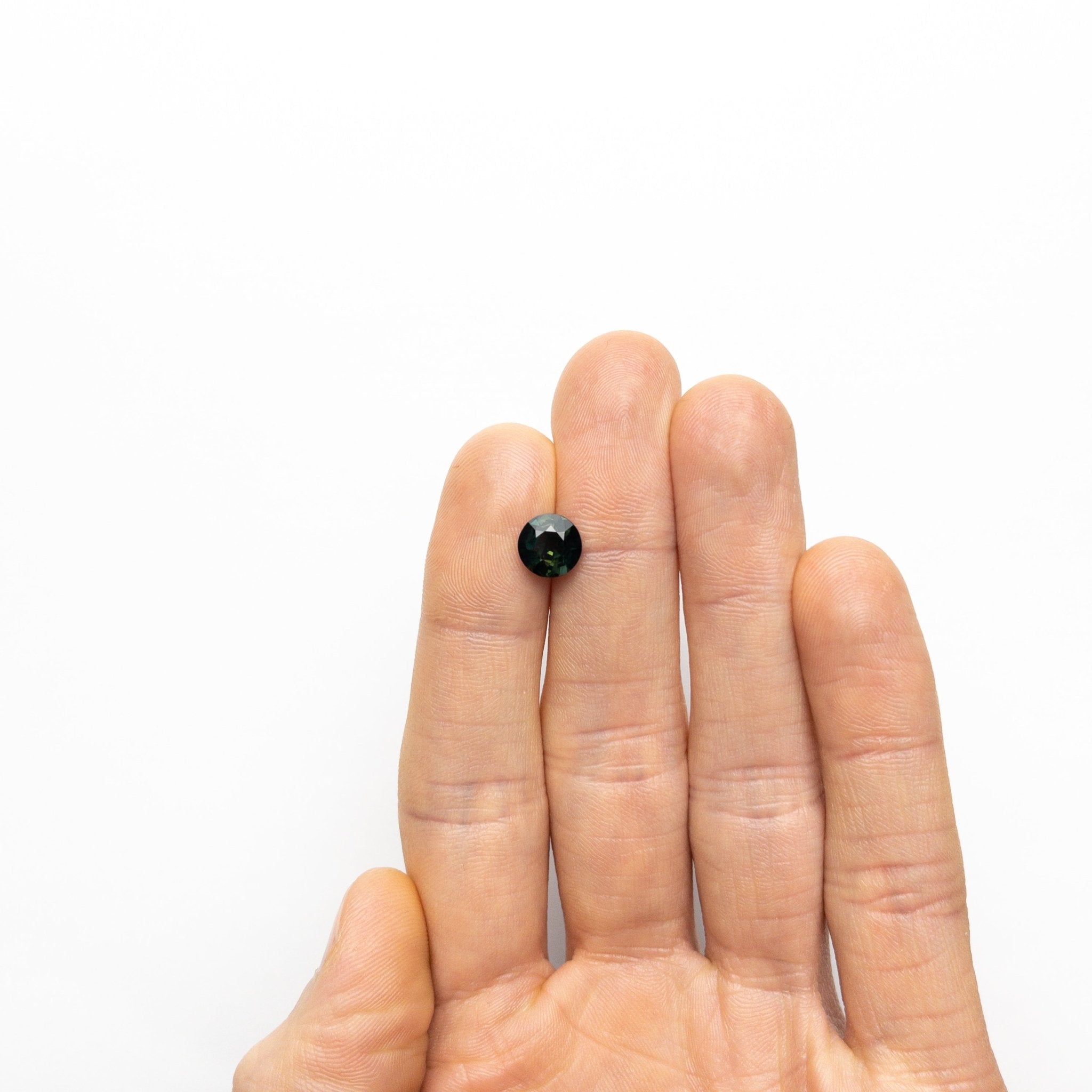 2.24ct 8.04x7.99x4.73mm Round Brilliant Sapphire 20960 - 08 - MTD