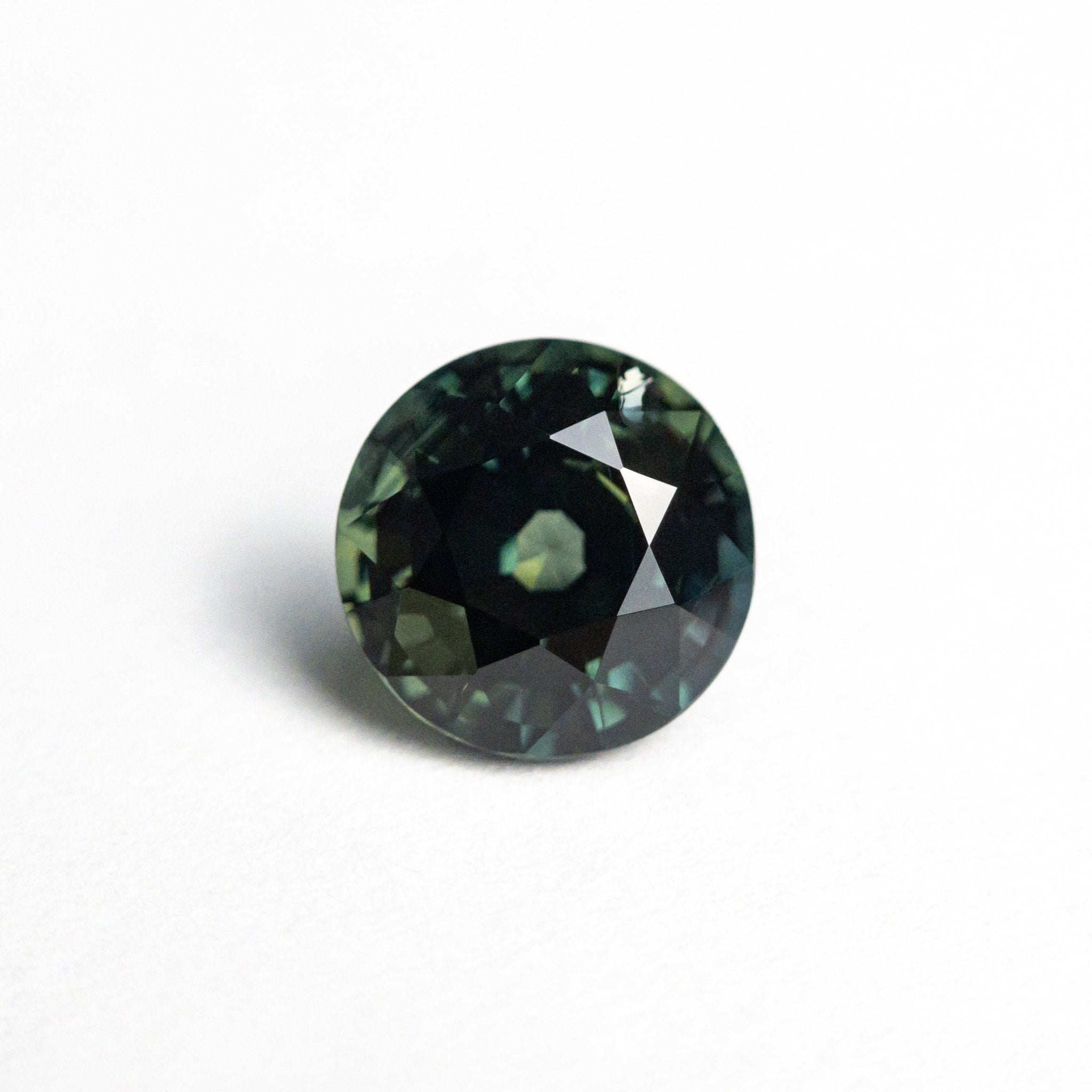 1.45ct 6.51x6.49x4.40mm Round Brilliant Sapphire 20991 - 03 - MTD