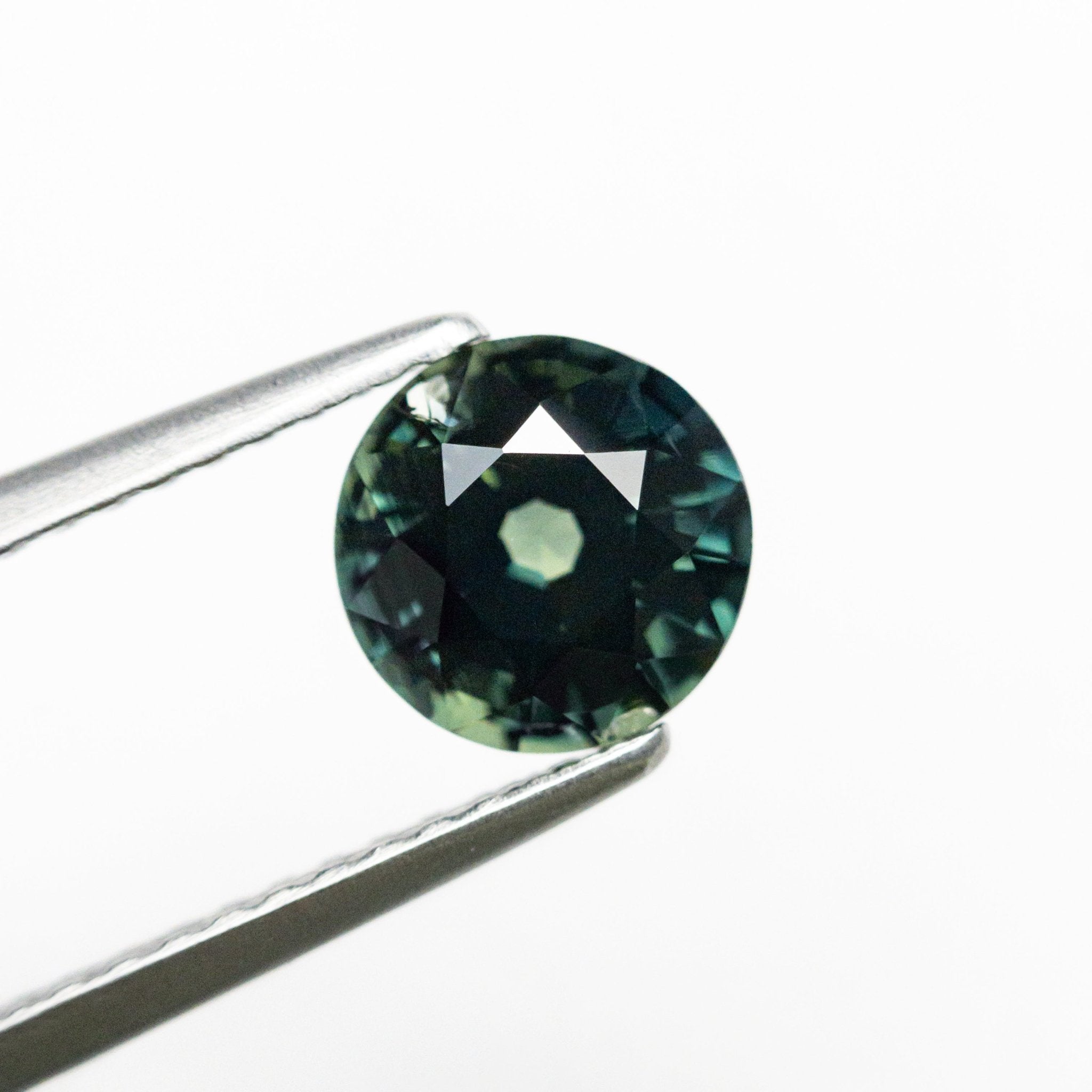 1.45ct 6.51x6.49x4.40mm Round Brilliant Sapphire 20991 - 03 - MTD