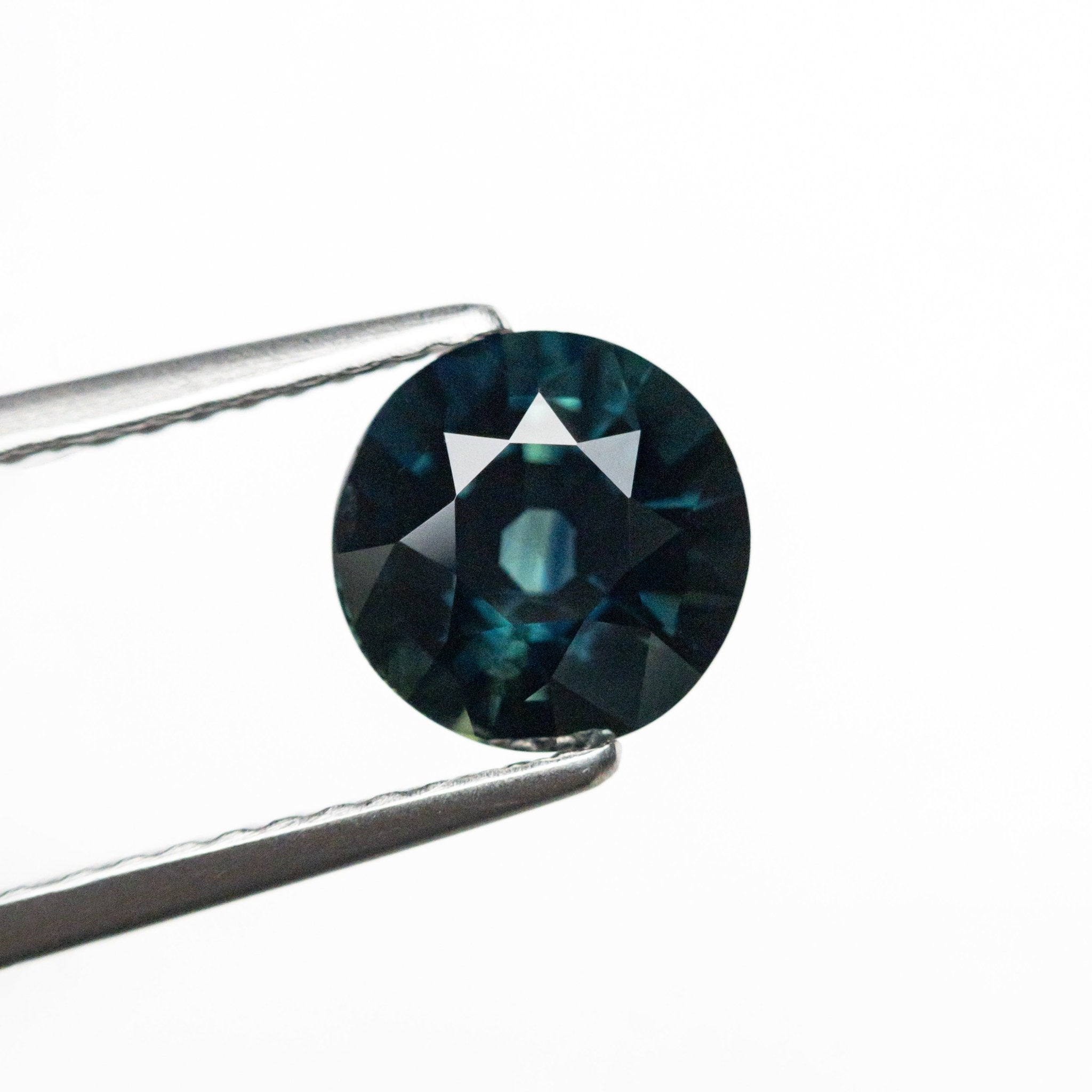1.59ct 7.05x6.98x4.53mm Round Brilliant Sapphire 20991 - 06 - MTD