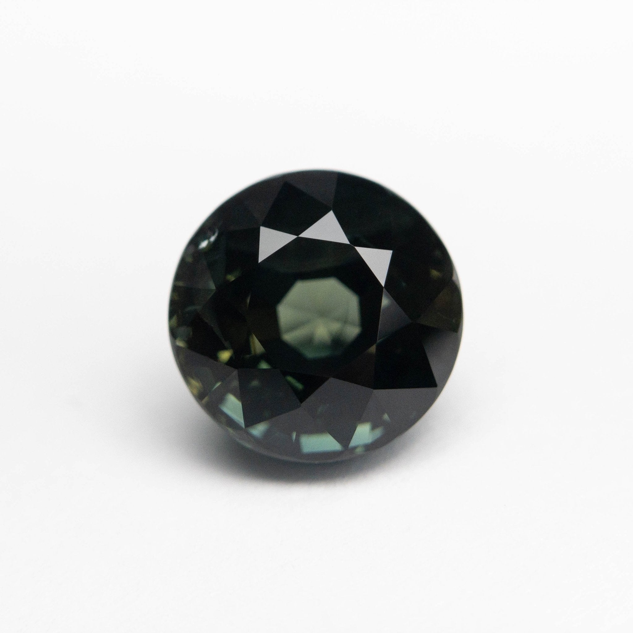 3.14ct 7.96x7.93x5.96mm Round Brilliant Sapphire 20992 - 02 - MTD