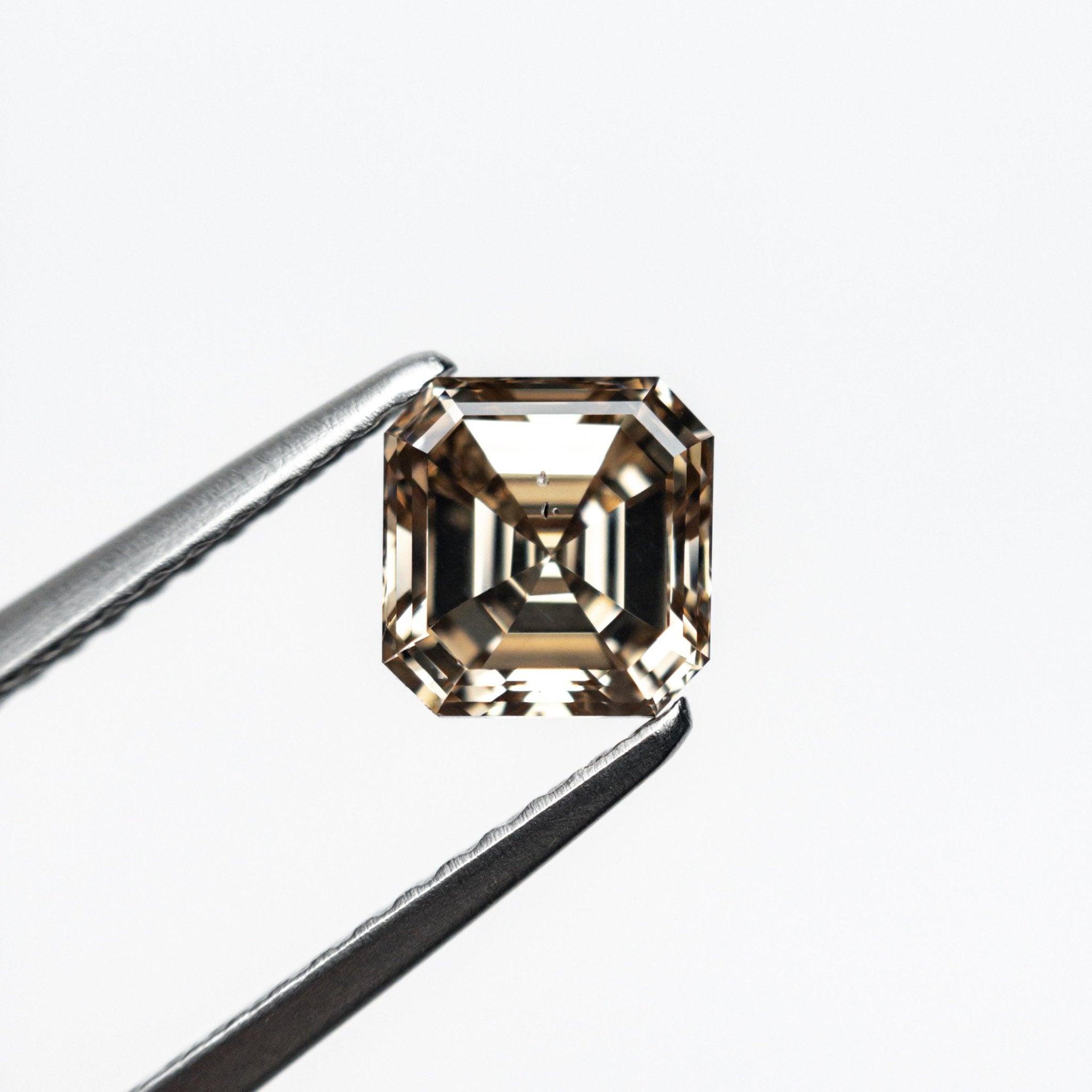 1.00ct 5.67x5.48x3.59mm SI2+ C5 Cut Corner Square Step Cut 🇨🇦 21088-01 - MTD