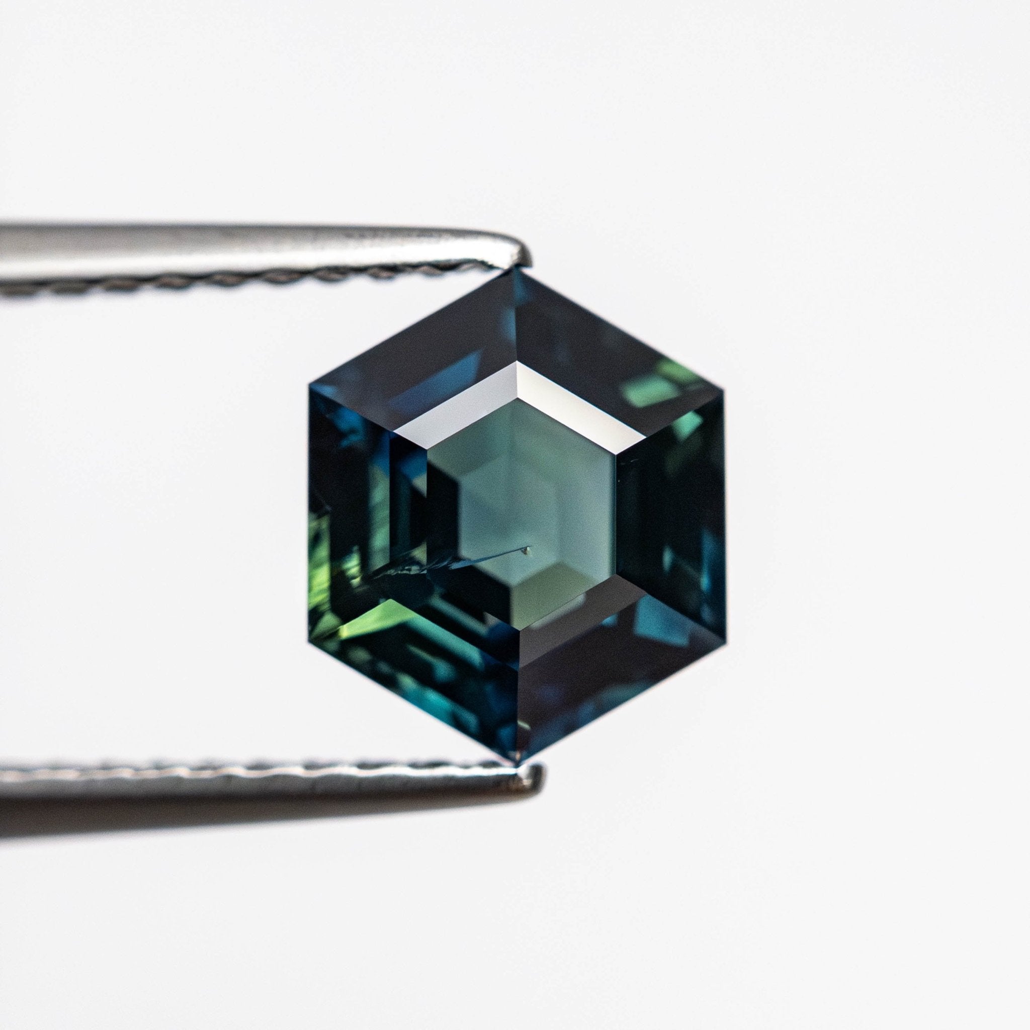 1.78ct 7.82x6.60x4.45mm Hexagon Step Cut Sapphire 22314 - 06 - MTD