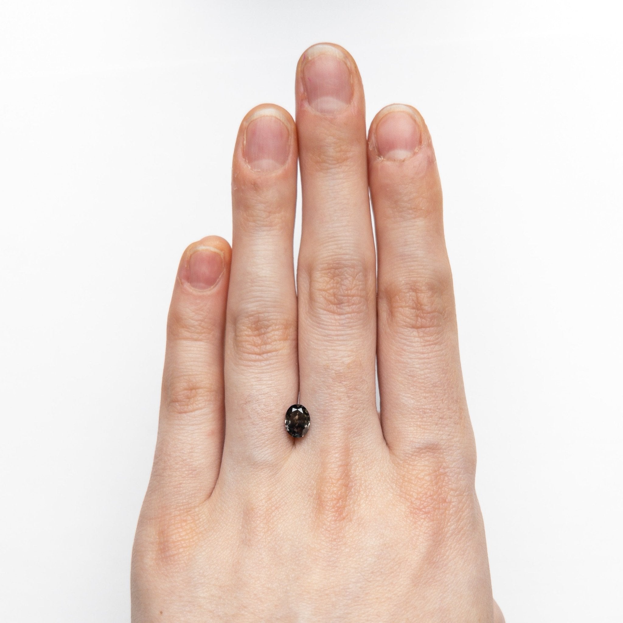 0.77ct 6.75x5.10x2.78mm SI1 Fancy Dark Grey Oval Brilliant 22713 - 01 - MTD