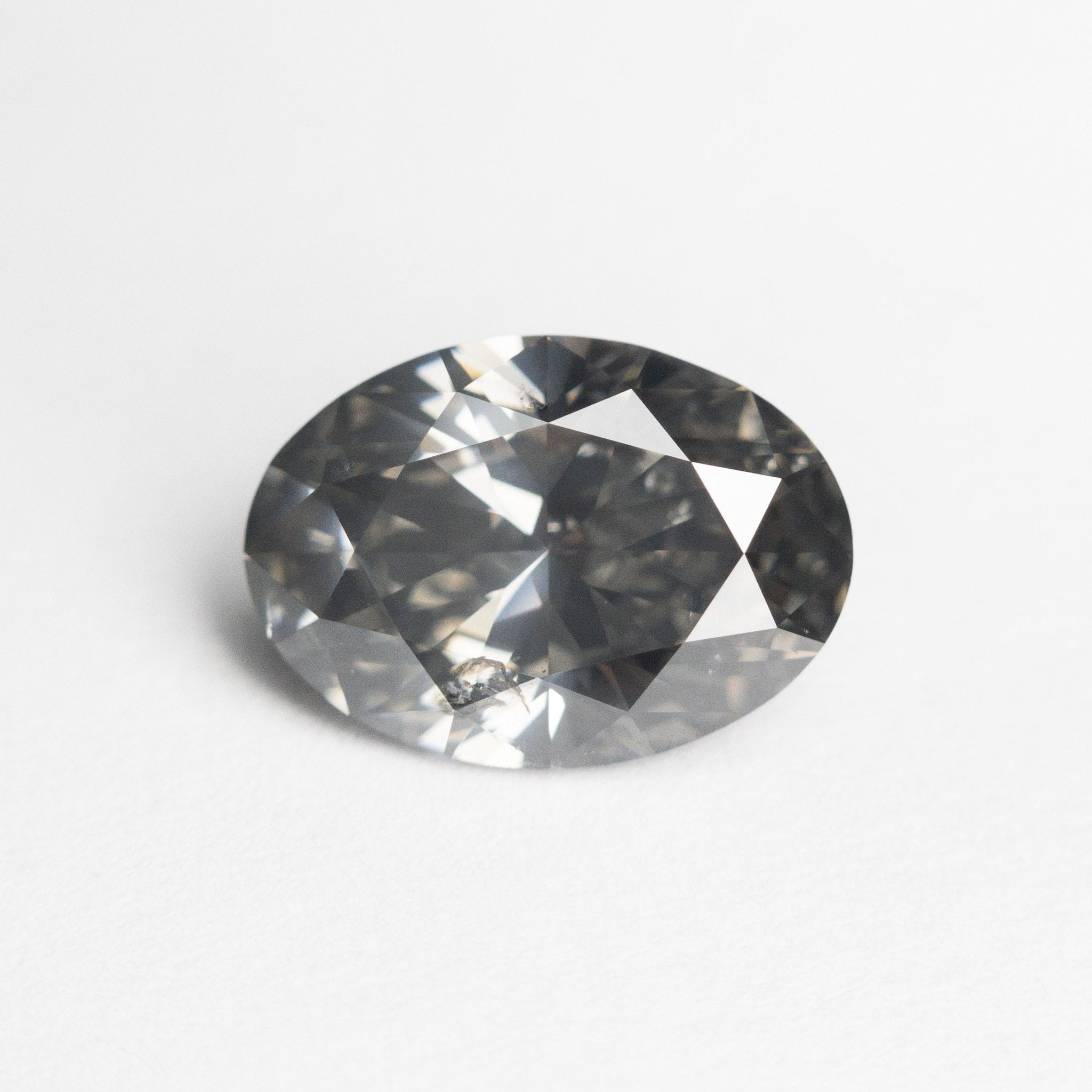 1.51ct 9.05x6.42x3.93mm SI2 Fancy Grey Oval Brilliant 22828-01 - MTD