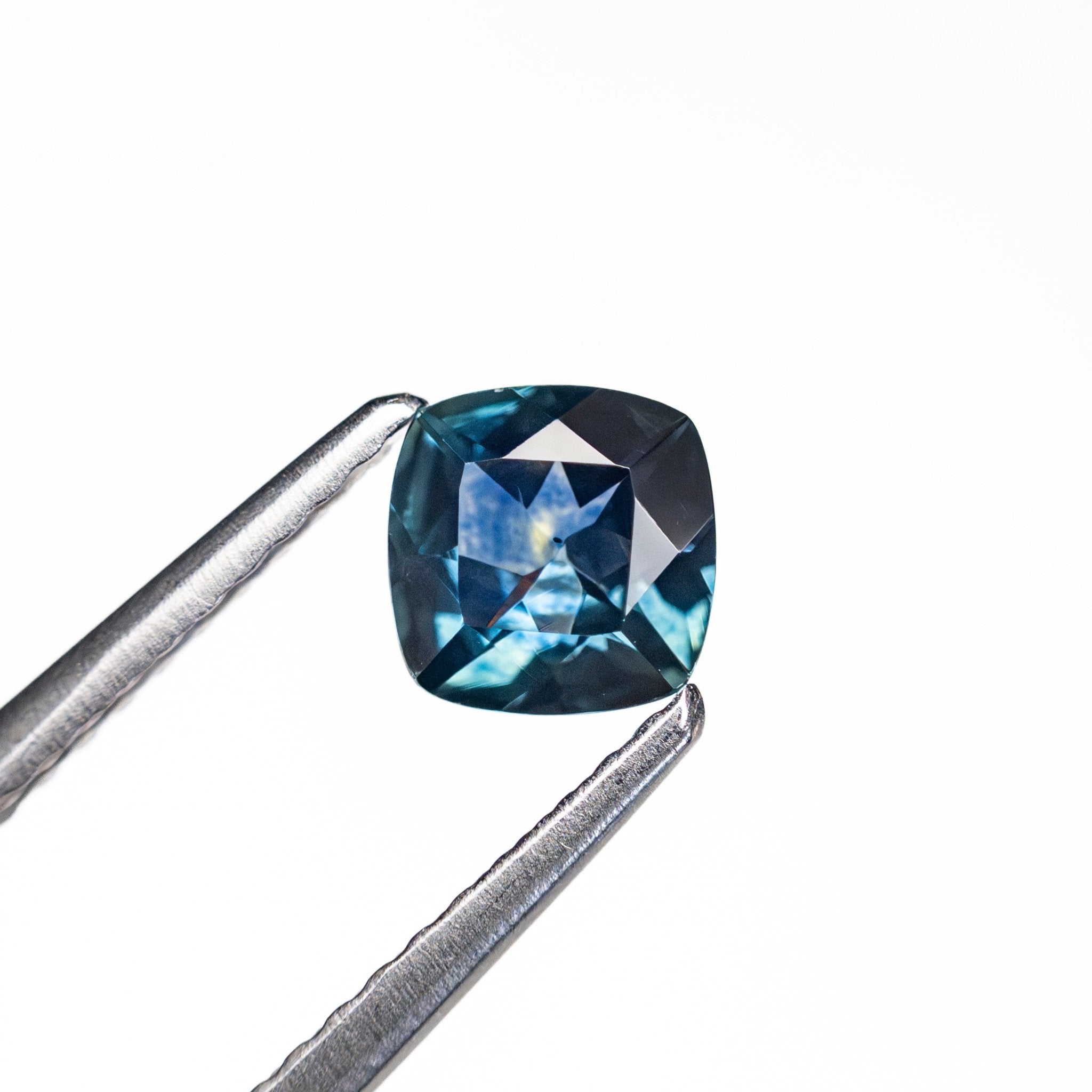 0.63ct 5.08x5.07x2.76mm Cushion Brilliant Sapphire 23466 - 23 - MTD