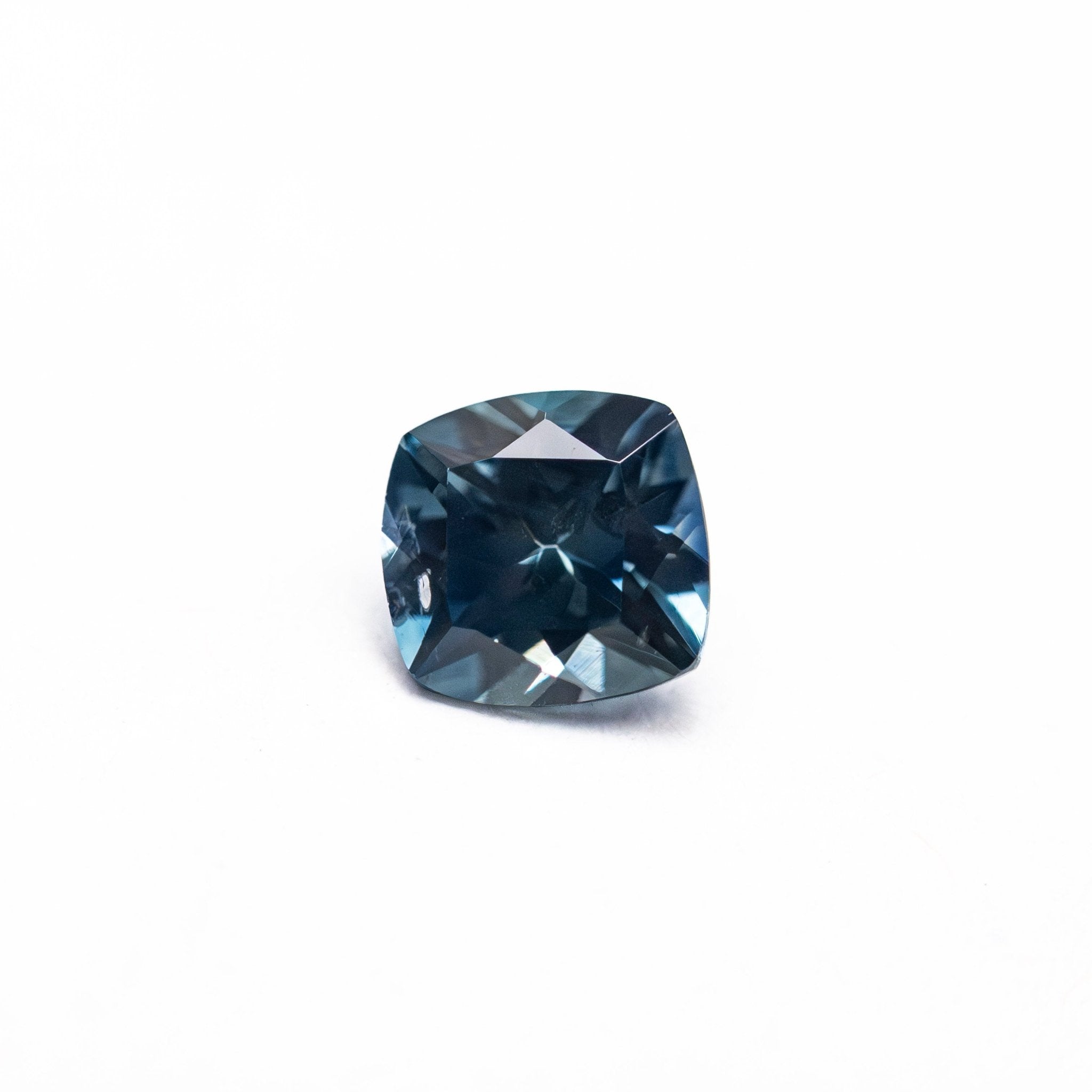 0.67ct 5.00x4.88x3.28mm Cushion Brilliant Sapphire 23466 - 25 - MTD