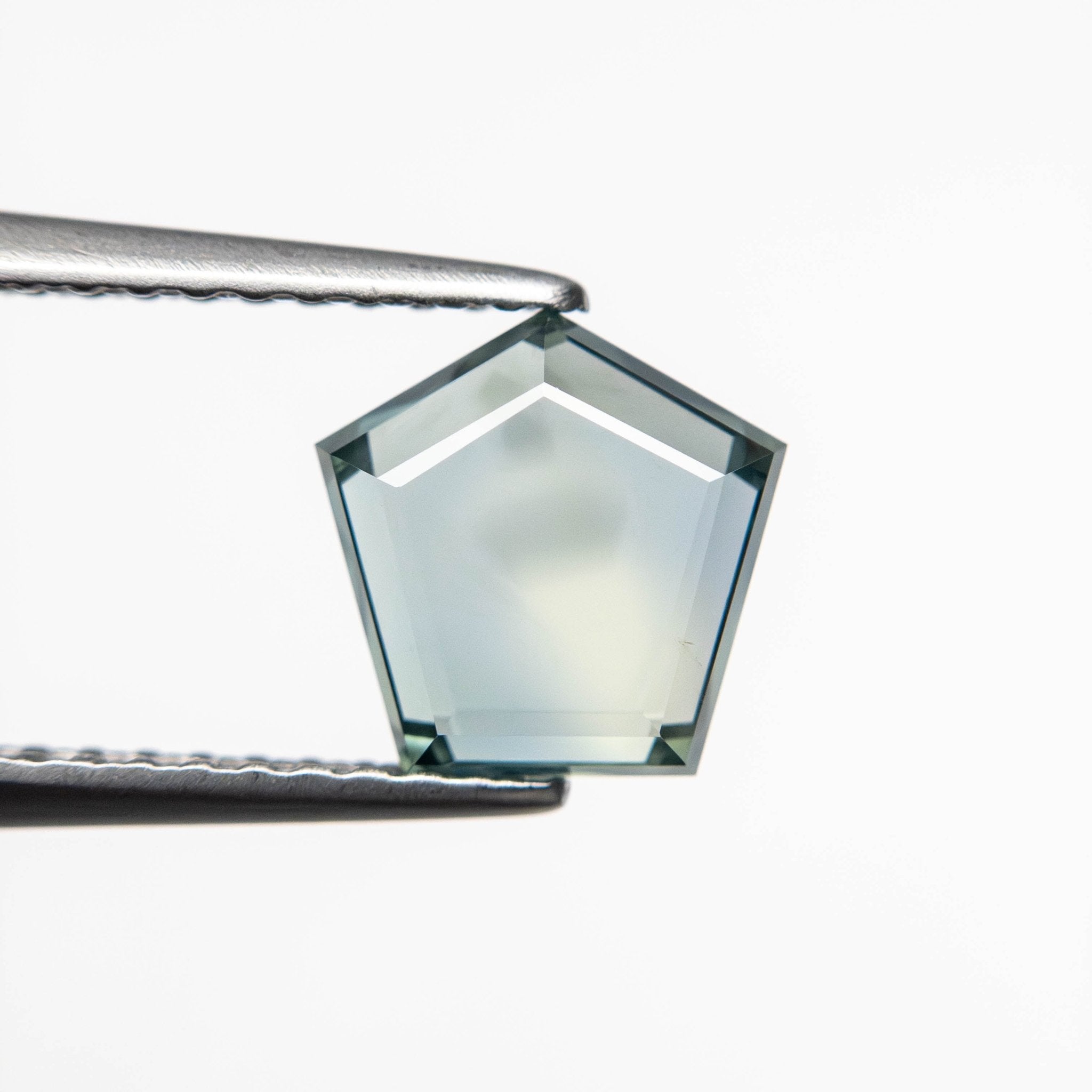 1.67ct 7.26x7.32x2.75mm Pentagon Portrait Cut Sapphire 23684 - 03 - MTD