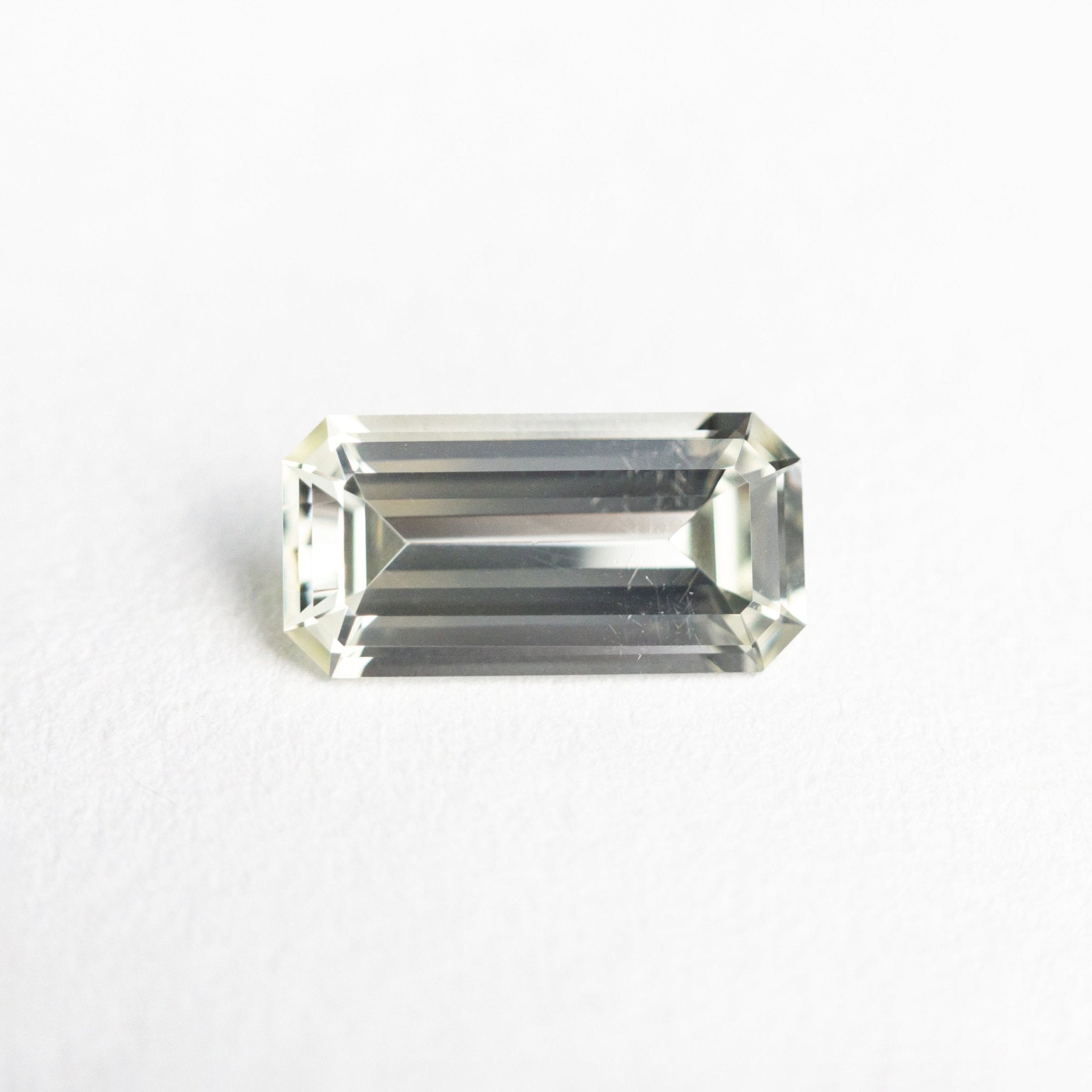 0.85ct 7.97x3.98x2.54mm Cut Corner Rectangle Step Cut Sapphire 23773 - 02 - MTD