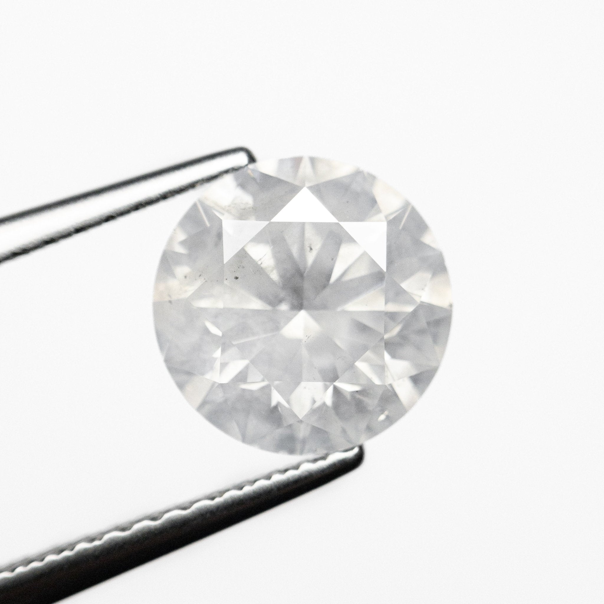 2.02ct 8.06x8.04x4.98mm Fancy White Round Brilliant 24079 - 01 - MTD