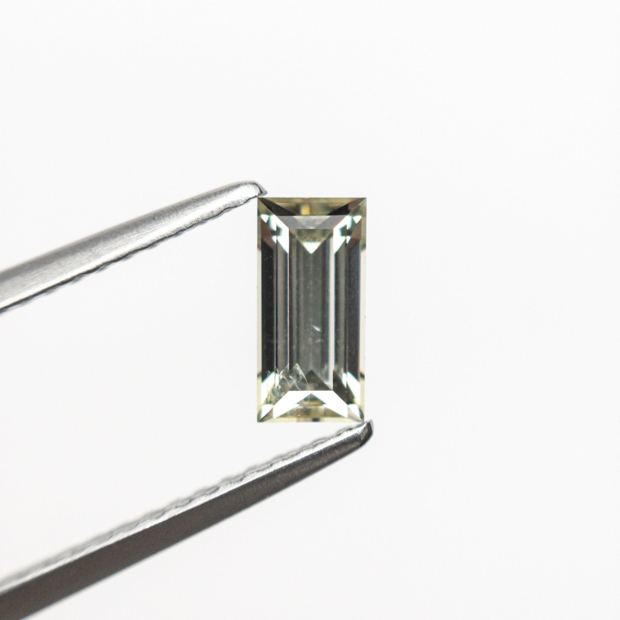 0.75ct 6.71x3.28x2.97mm Baguette Step Cut Sapphire 24172-01 - MTD