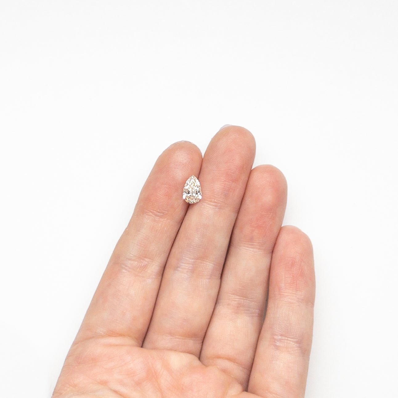 0.91ct 8.19x5.30x3.21mm VS2 C1 Pear Brilliant 24194-07 - MTD