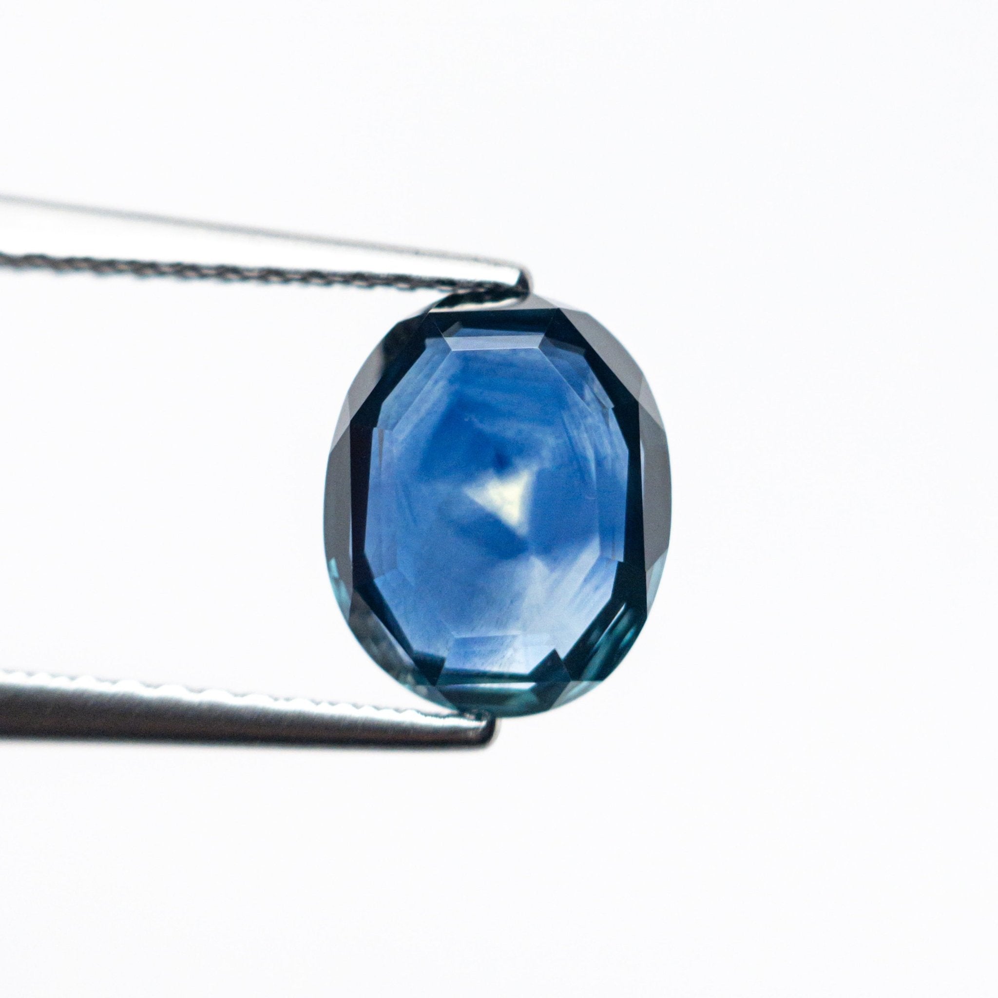 1.92ct 8.42x6.83x2.82mm Oval Portrait Cut Sapphire 24197 - 04 - MTD