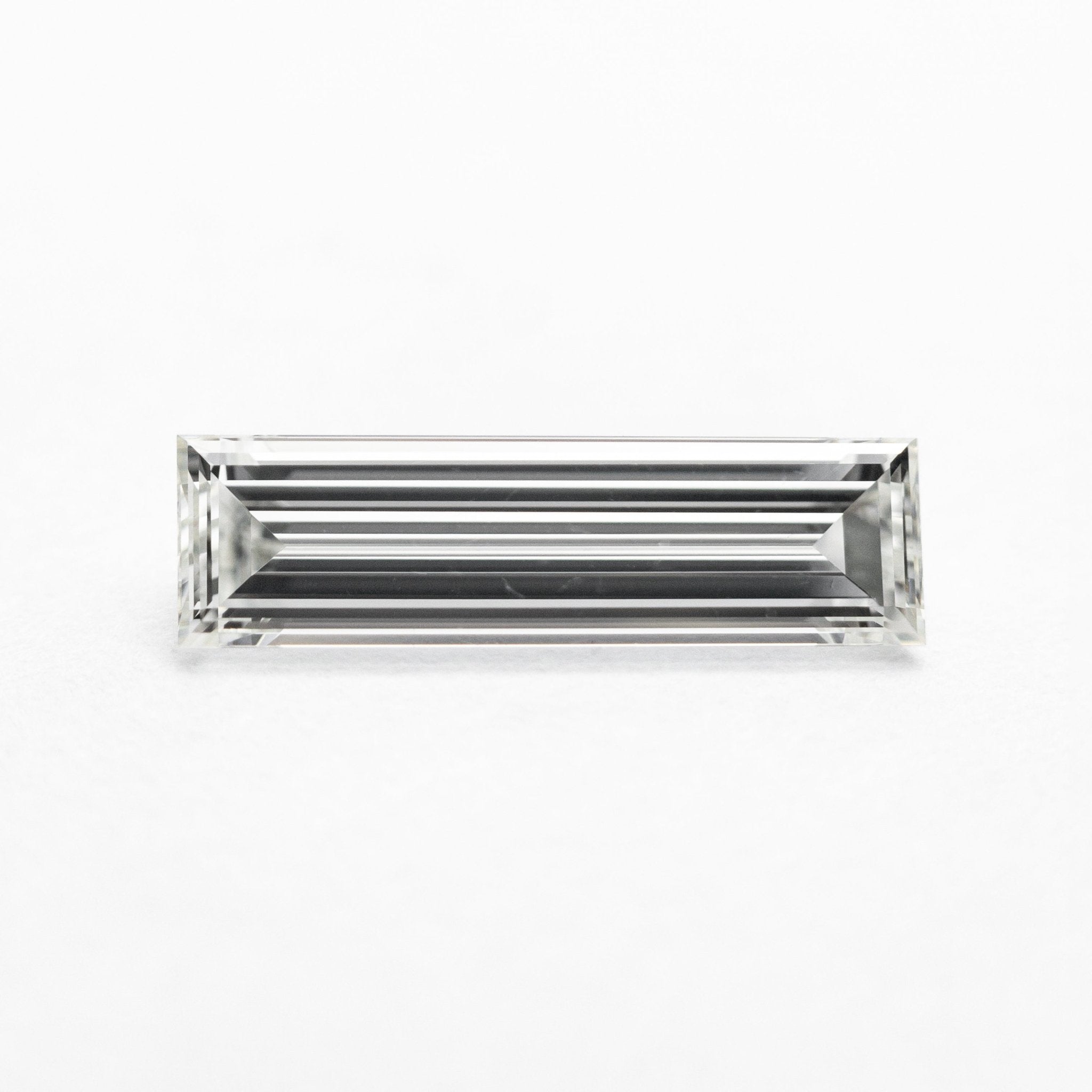 0.78ct 11.17x3.24x2.06mm GIA VS2 H Baguette Step Cut 24303 - 01 - MTD