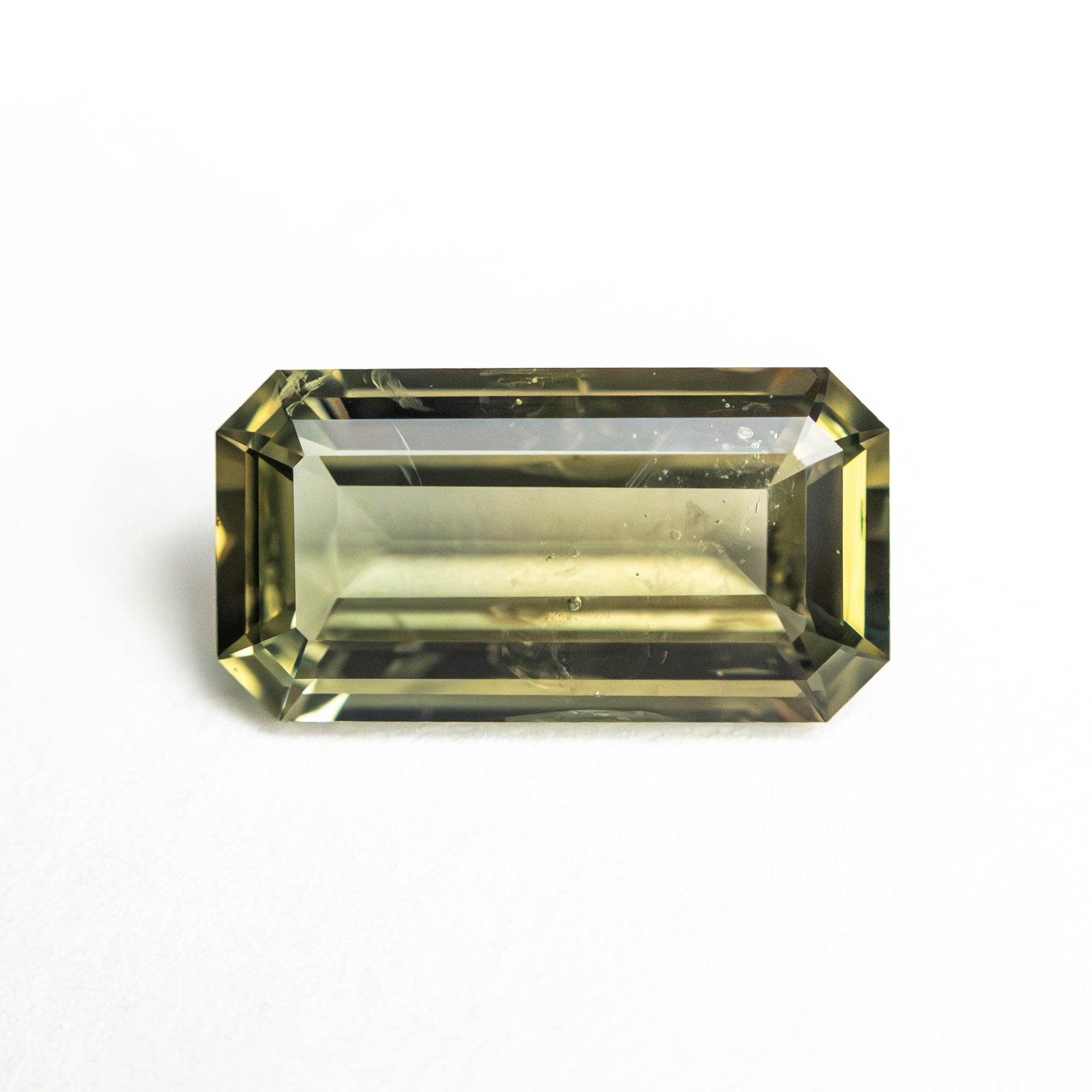 1.76ct 10.03x5.26x2.85mm Cut Corner Rectangle Step Cut Sapphire 24786 - 01 - MTD