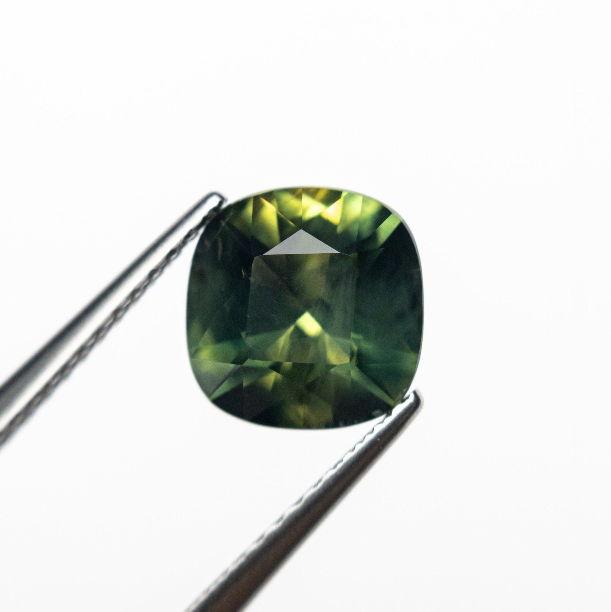 2.25ct 7.86x7.68x4.89mm Cushion Brilliant Sapphire 25119 - 01 - MTD