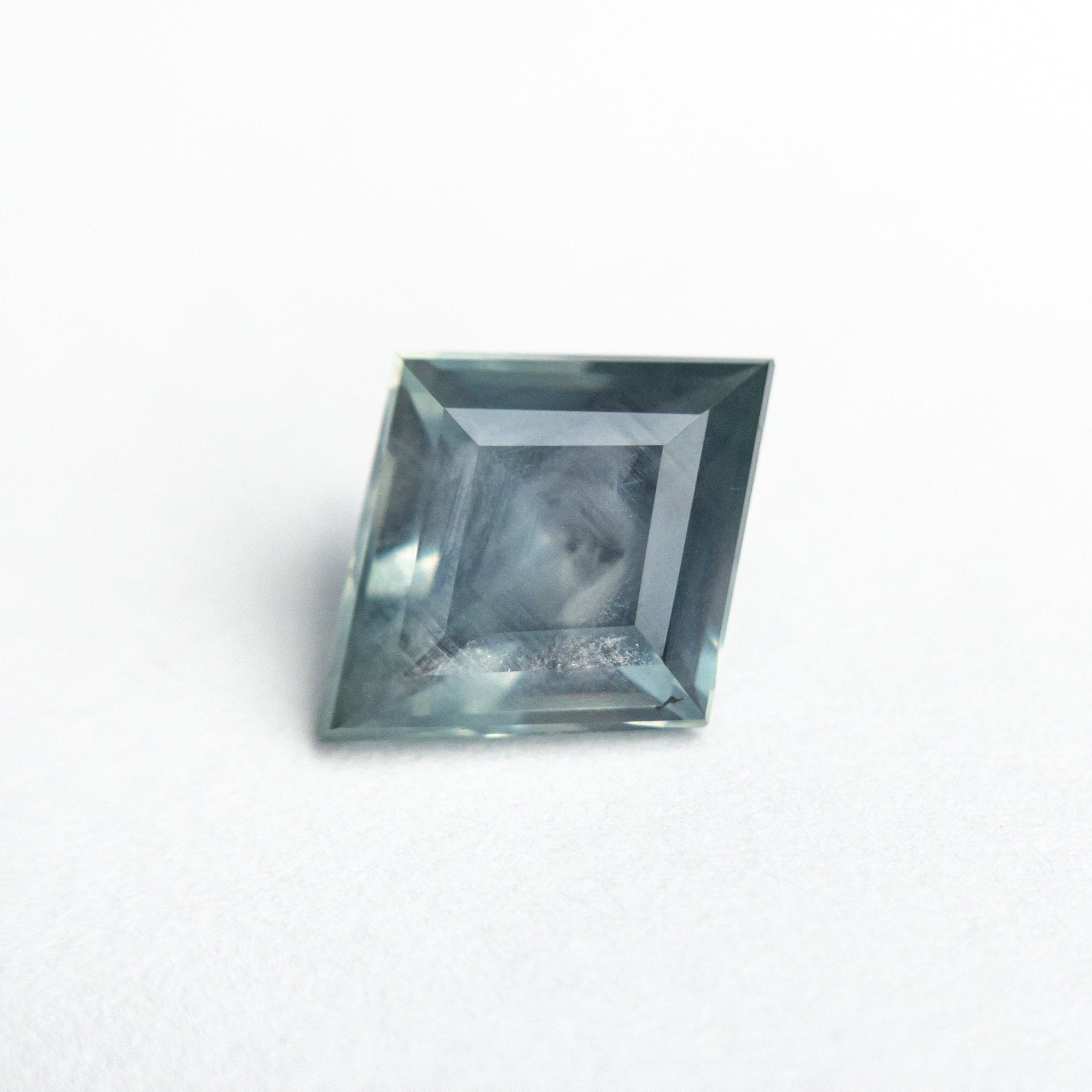1.94ct 10.21x8.33x4.59mm Lozenge Step Cut Sapphire 25175-03 - MTD