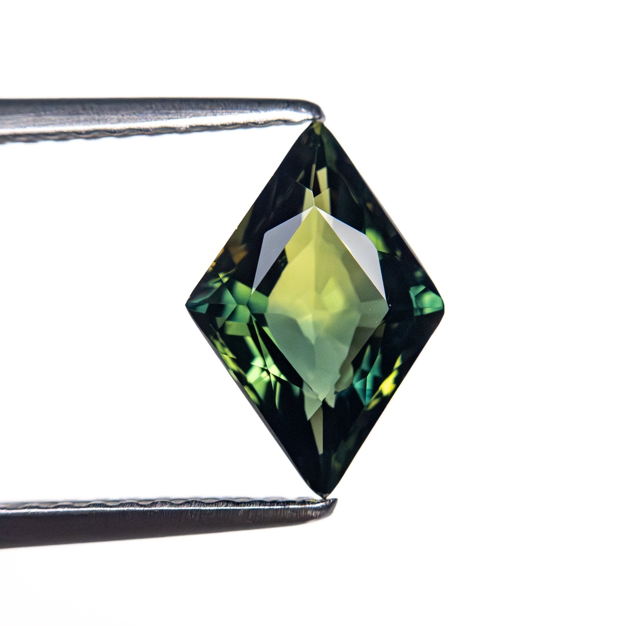 1.62ct 10.22x7.00x3.74mm Lozenge Brilliant Sapphire 25362-02 - MTD