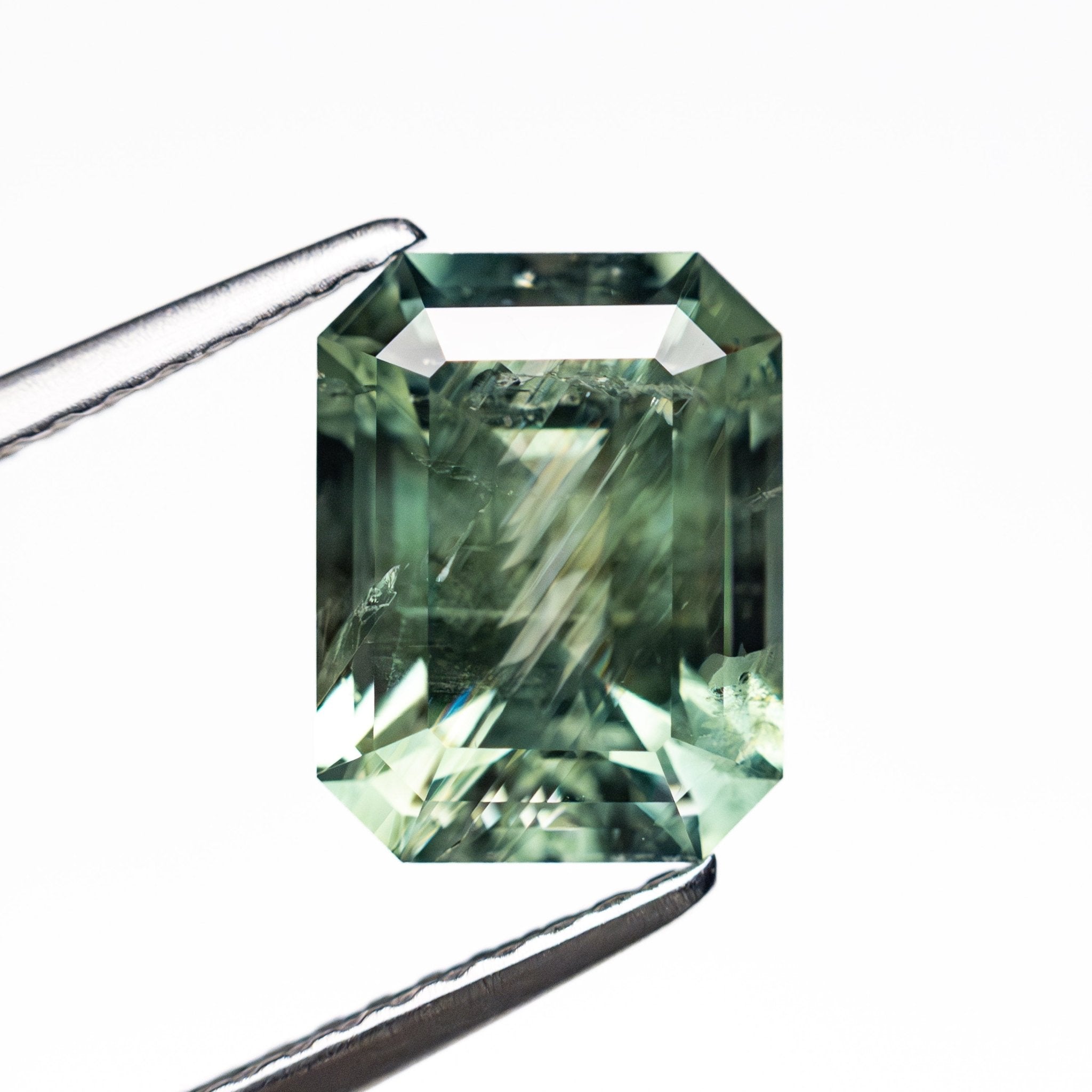 3.30ct 9.21x7.04x5.13mm Cut Corner Rectangle Step Cut Sapphire 25434-01 - MTD