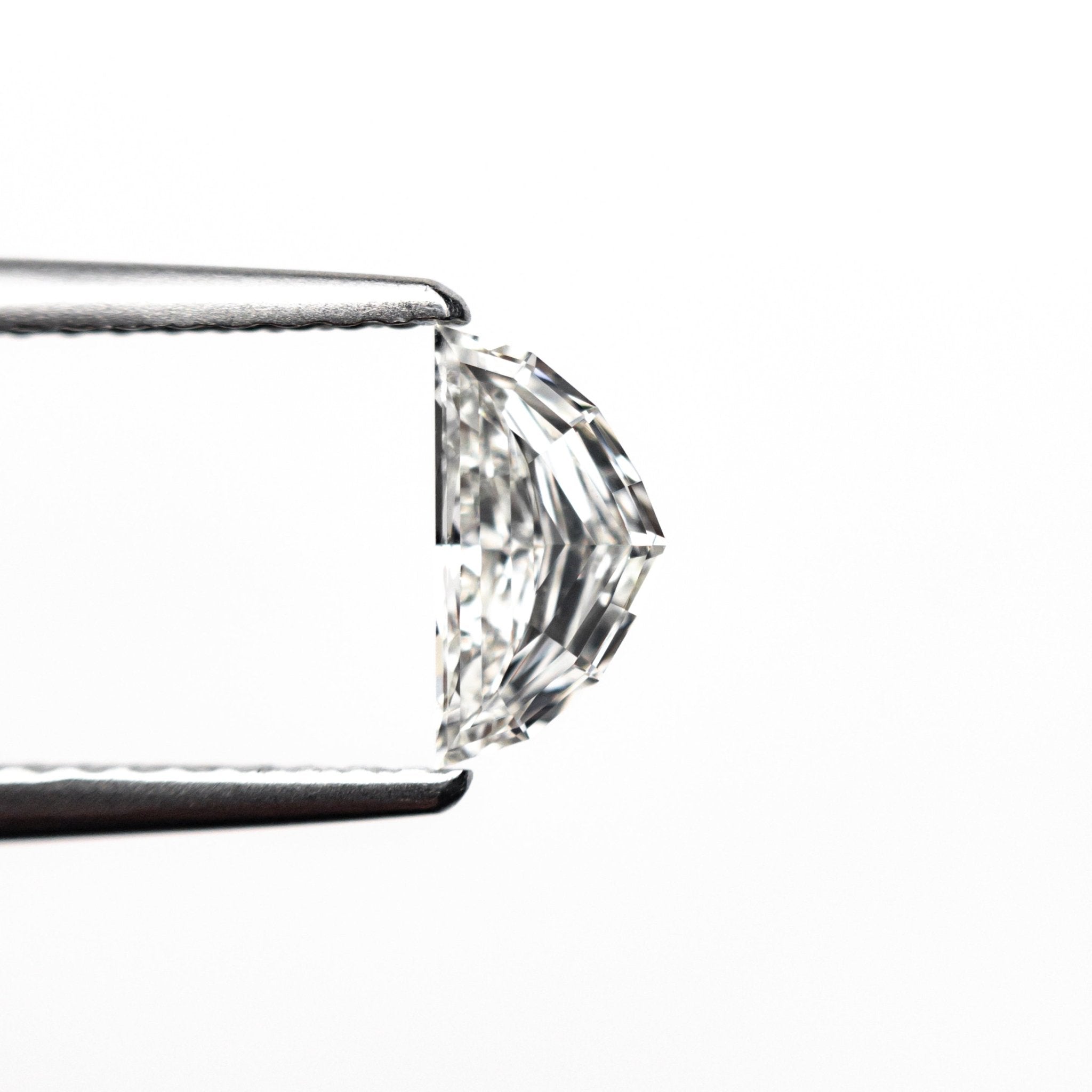 0.86cttw 2pc 7.23x3.71x2.28mm 7.23x3.74x2.05mm VVS/VS H Epaulette Step Cut Matching Pair 25525 - 01 - MTD